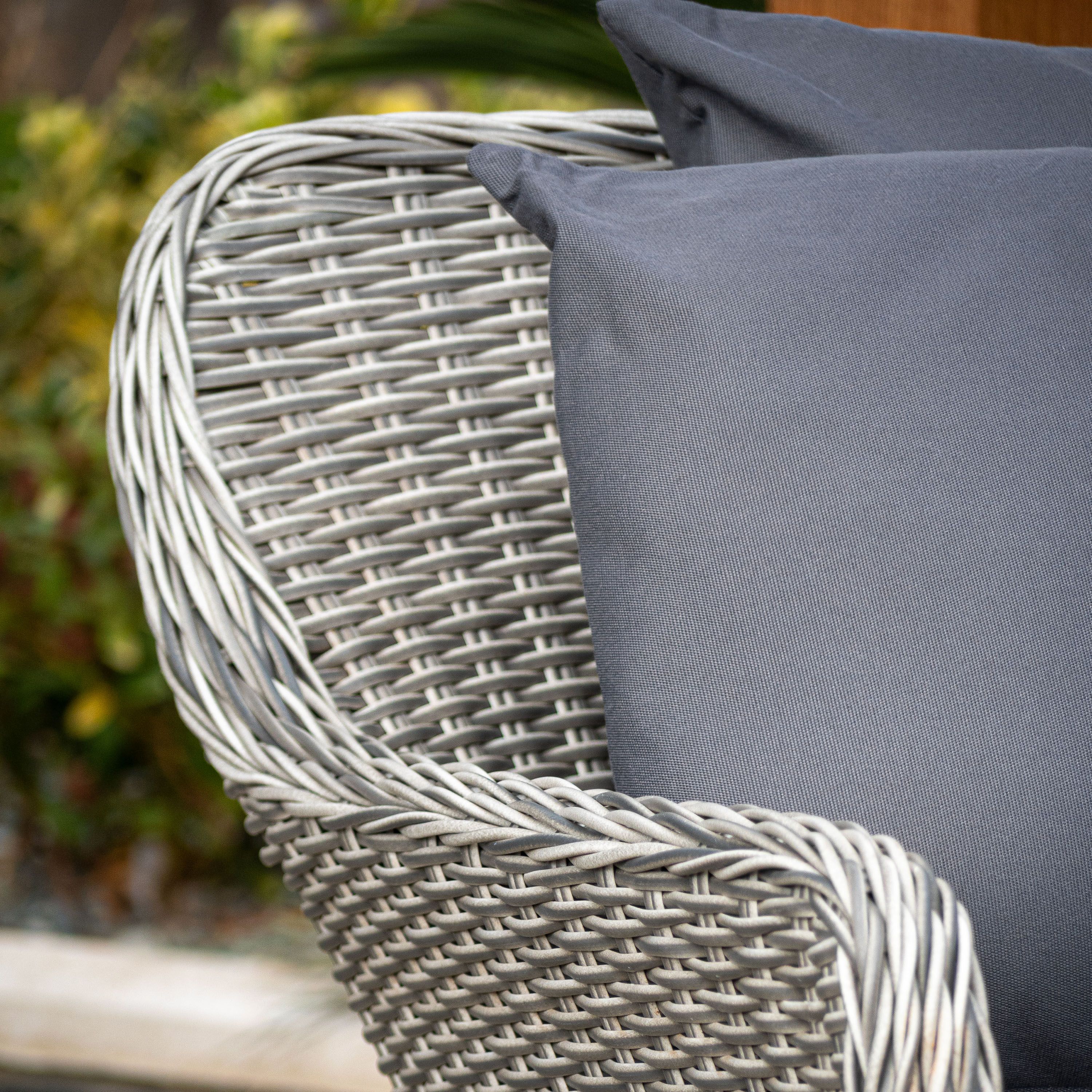 Norfolk Leisure Midori Grey Metal 4 Seater Garden furniture set