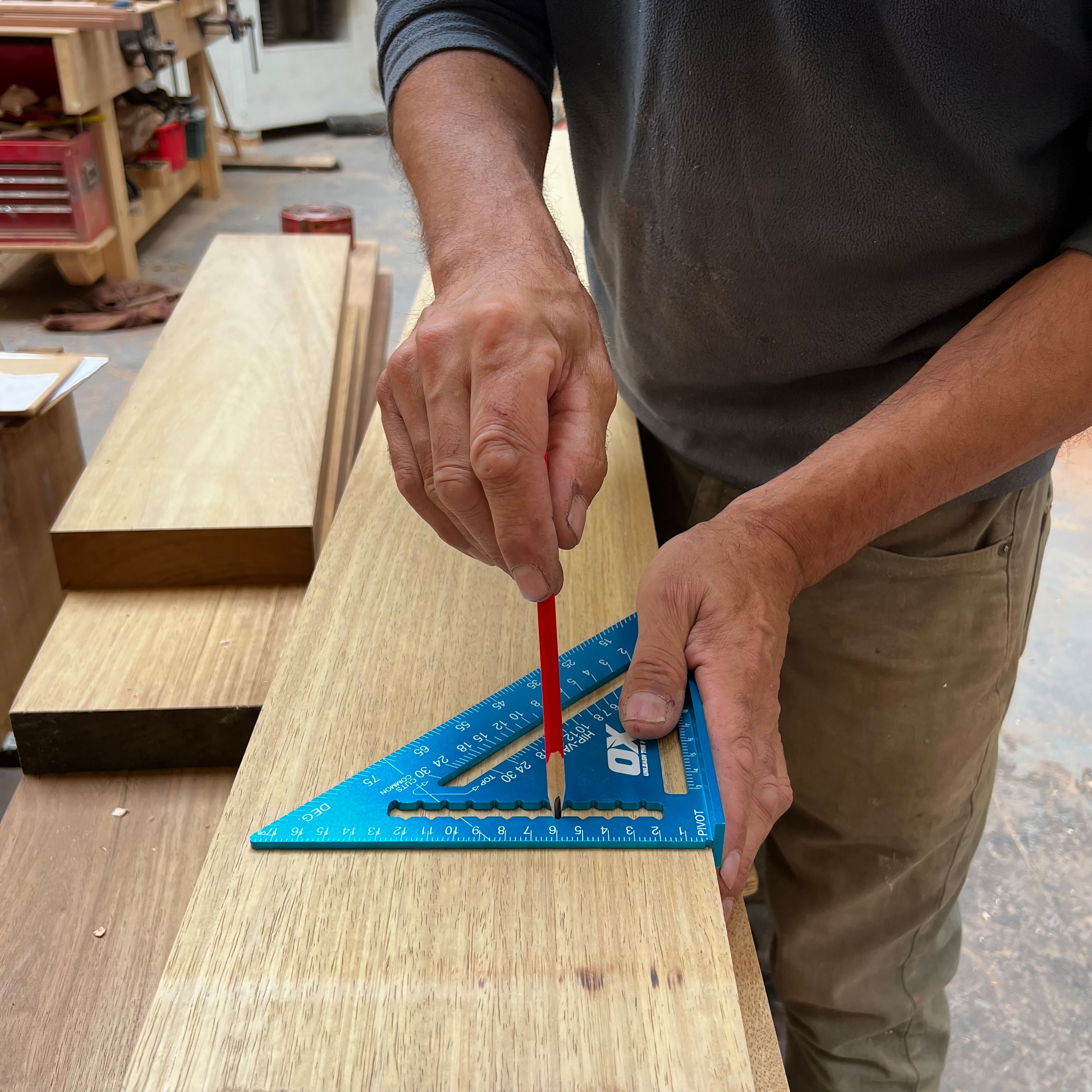 OX Aluminium Rafter square (L)180mm (W)180mm