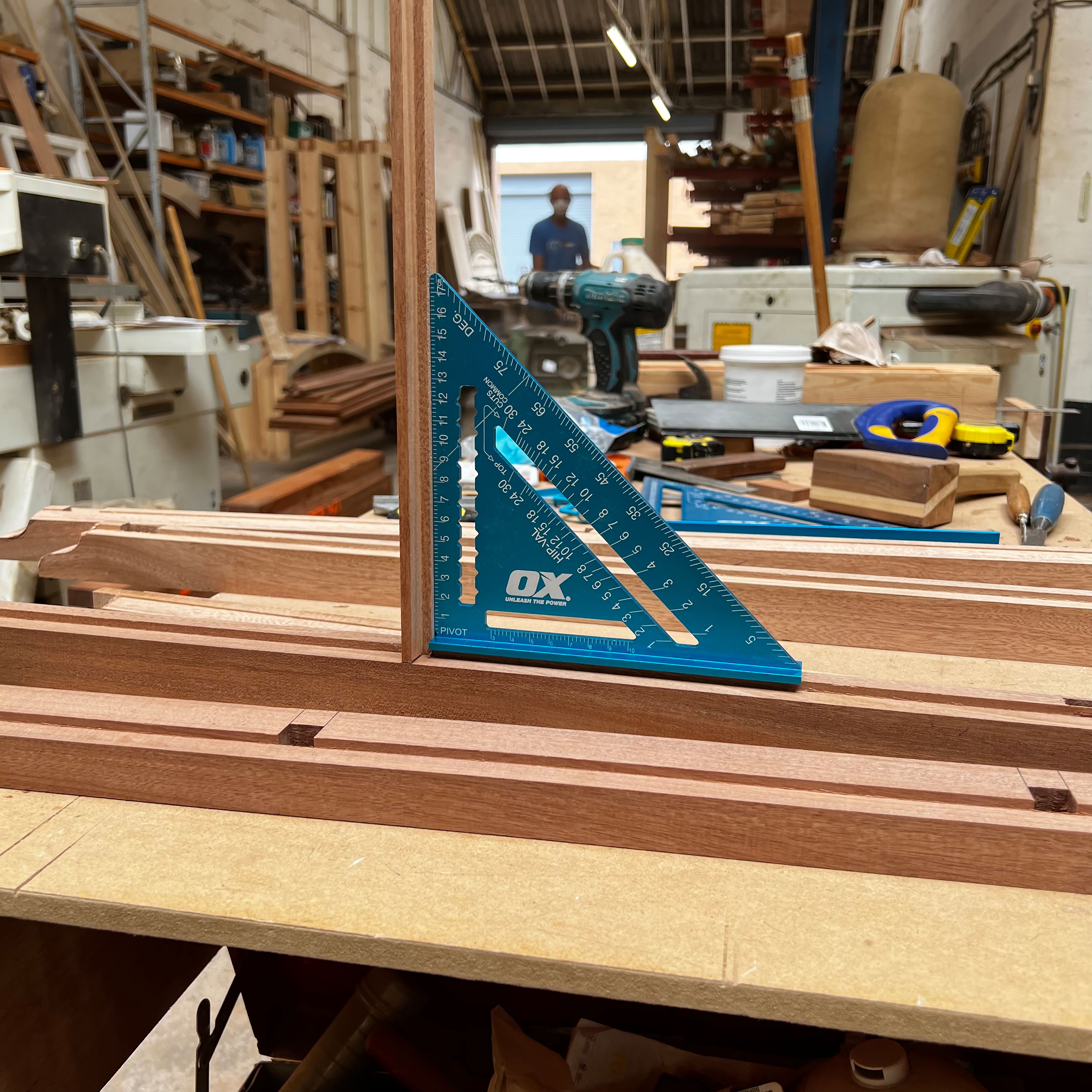 OX Aluminium Rafter square (L)180mm (W)180mm