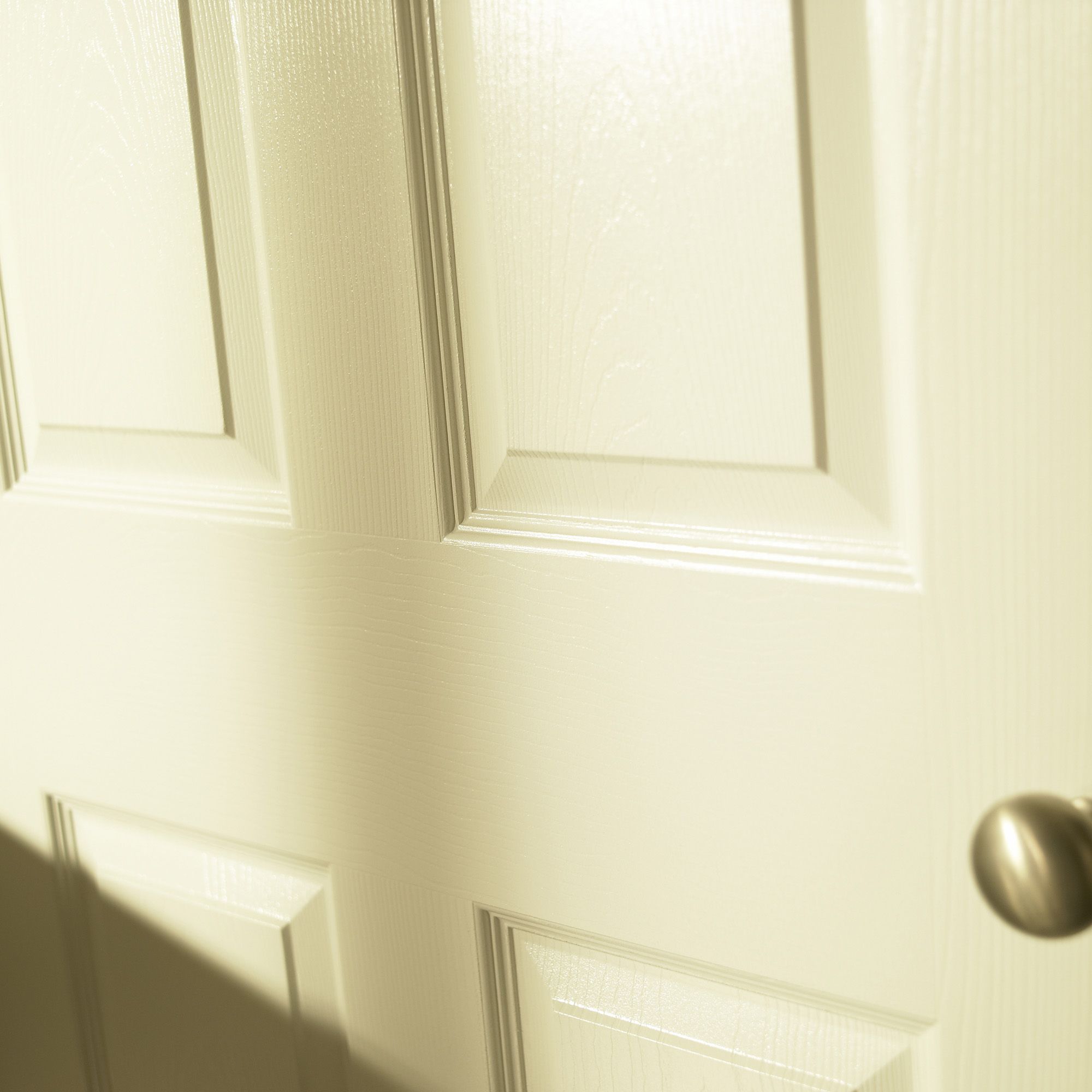 Painted 6 panel Unglazed White Woodgrain effect Internal Door, (H)1981mm (W)686mm (T)35mm