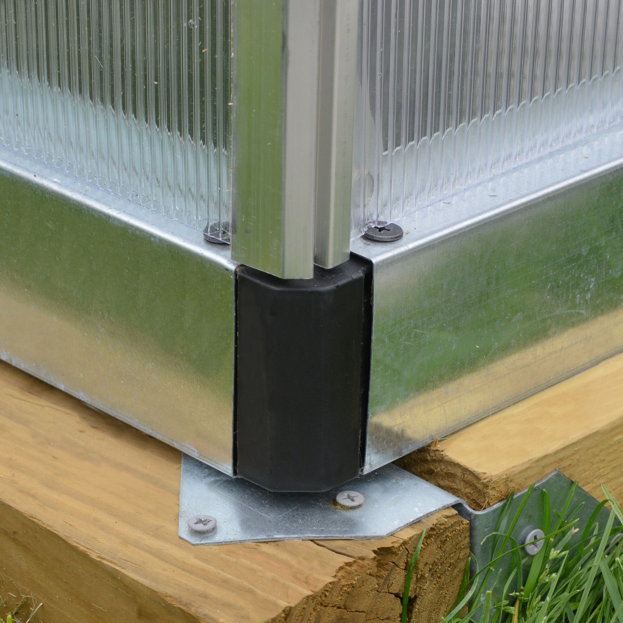 Palram - Canopia Bella 8x8 Greenhouse