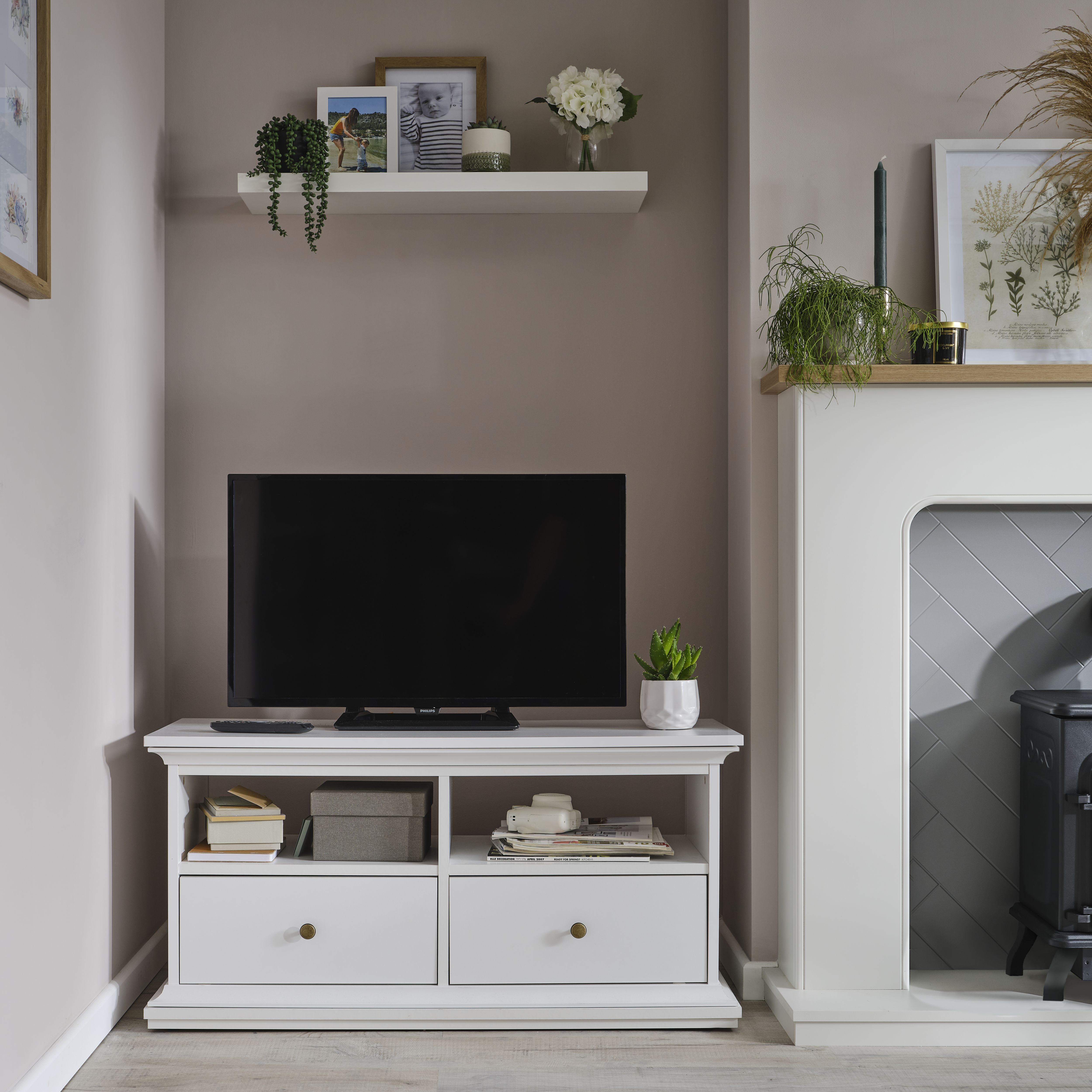 Paris White TV stand with 2 shelves, (H)50.7cm x (W)102cm x (D)41.6cm