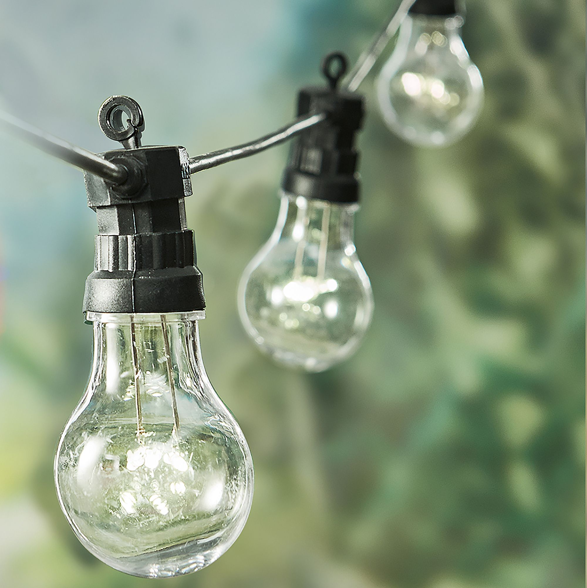 Outdoor bulb 2024 lights mains