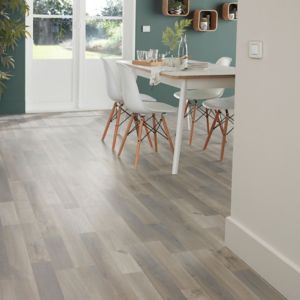 Image of GoodHome Addington Grey Oak effect Laminate flooring 2m² Pack
