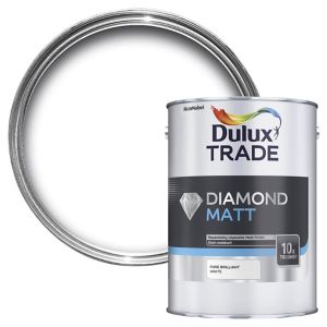 Image of Dulux Trade Diamond Pure brilliant white Matt Emulsion paint 5L