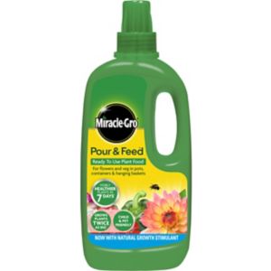 Image of Miracle Gro Pour & feed Liquid Plant feed 1L