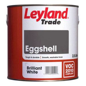 Image of Leyland Trade Pure brilliant white Eggshell Metal & wood paint 0.75L