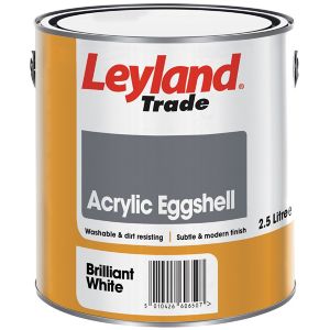 Image of Leyland Trade Brilliant white Eggshell Emulsion paint 2.5L