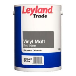 Image of Leyland Trade Brilliant white Matt Emulsion paint 5L