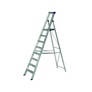 Image of Werner 7 tread Aluminium Platform step Ladder (H)2.32m