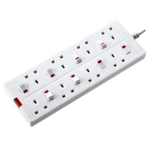 Image of Masterplug 13A White Extension lead 2m