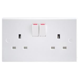 Image of British General 13A White Switched Socket