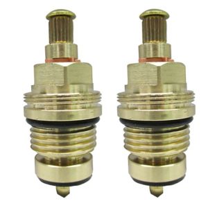 Image of Plumbsure Brass Threaded Tap gland (Dia)8mm Pack of 2