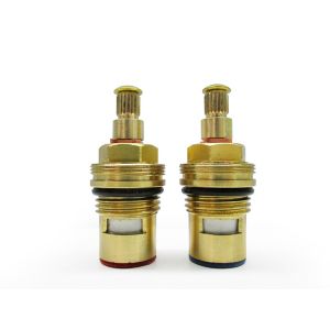 Image of Plumbsure Brass Threaded Tap gland ¼" (Dia)9mm Pack of 2