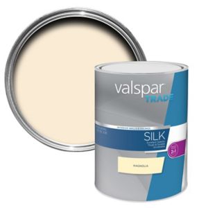 Image of Valspar Trade Magnolia Silk Emulsion paint 5L
