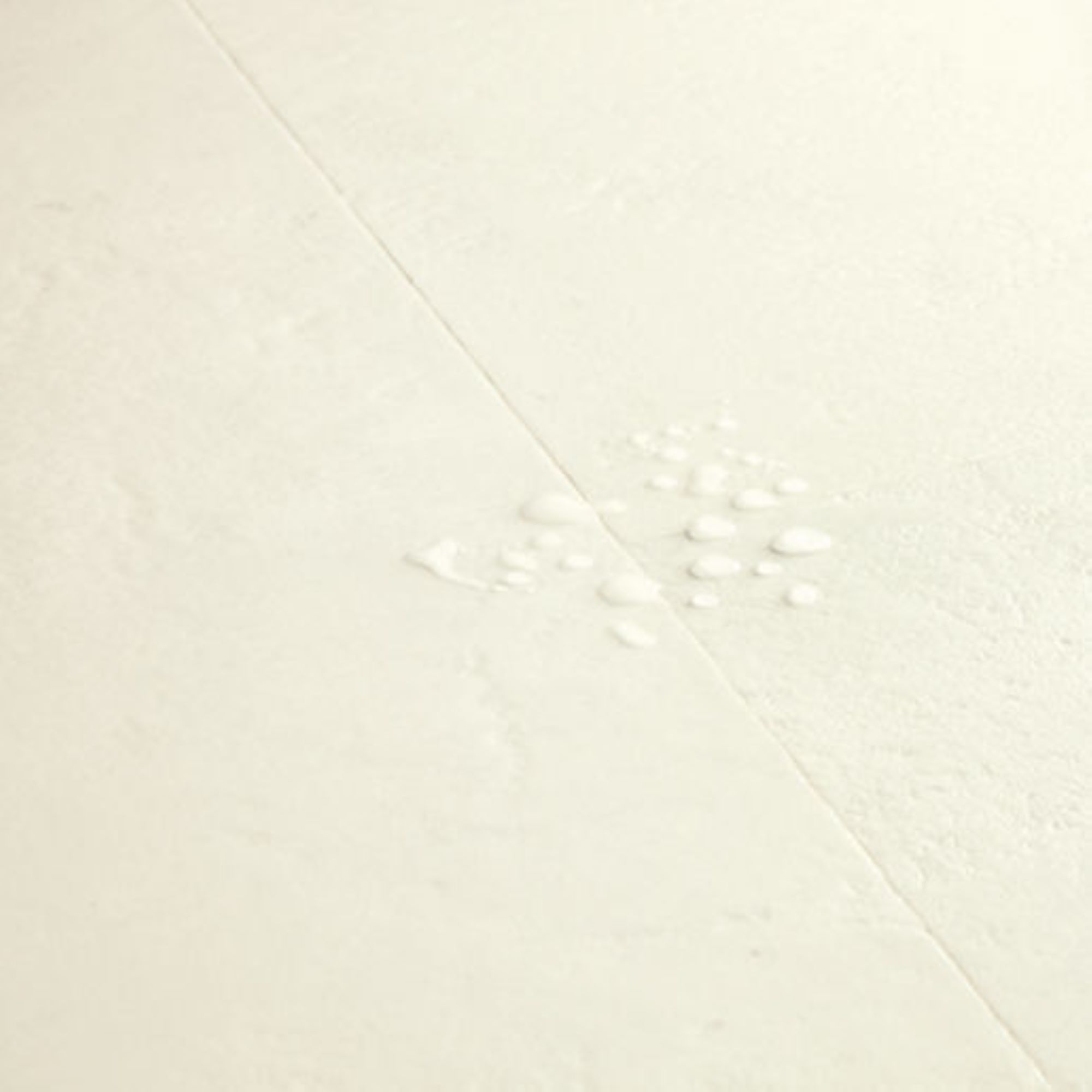 Quick-step Aquanto Kent White Matt Chalk effect Embossed Indoor Floor tile, Pack of 4, (L)1200mm (W)396mm