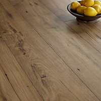 Quick-step Espressivo Natural Chestnut effect Laminate Flooring, 1.83m² Pack of 7