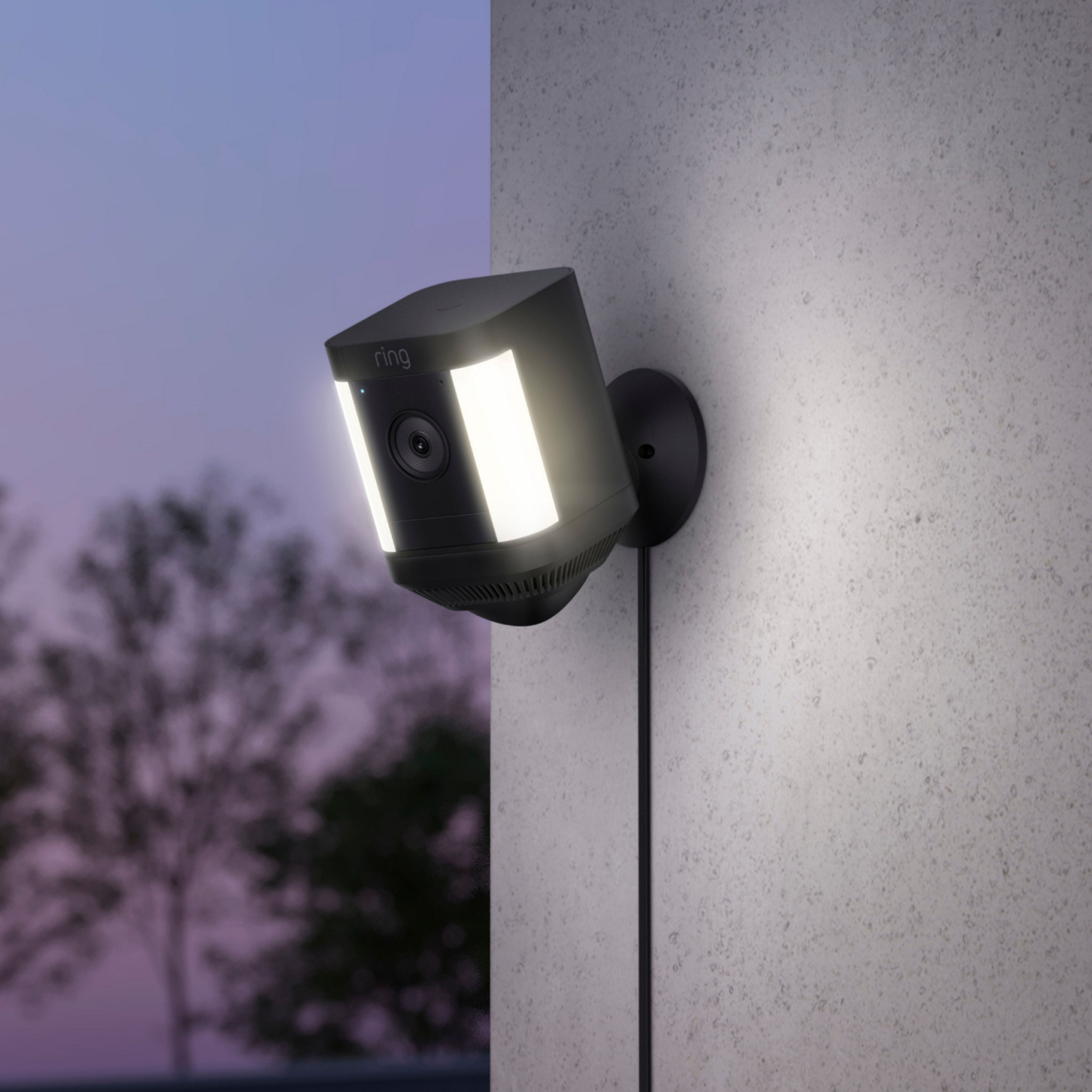 Ring Spotlight Cam Wireless Indoor & outdoor Smart camera Plus in Black