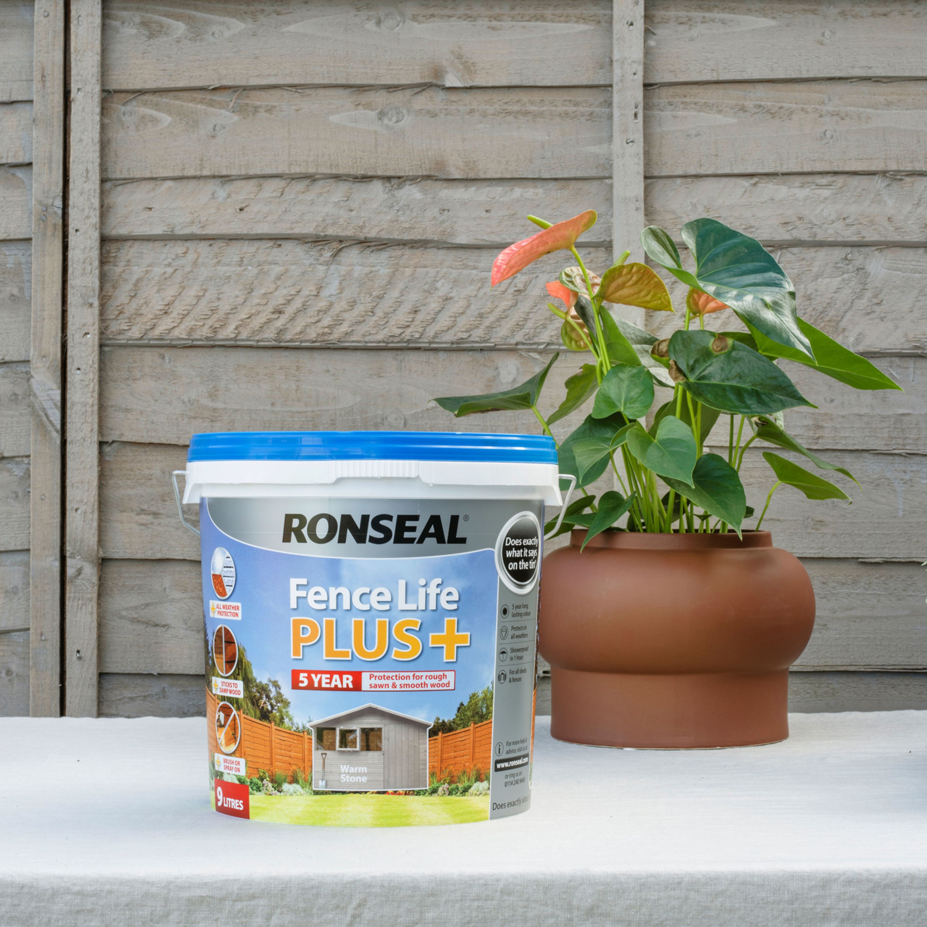 Ronseal Fence Life Plus Warm stone Matt Exterior Fence & shed Wood paint, 5L Tub