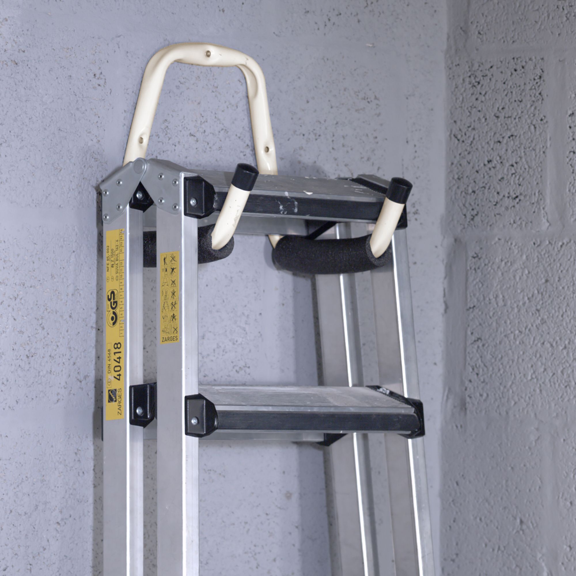 Rothley Steel Double Hook (Holds)34kg