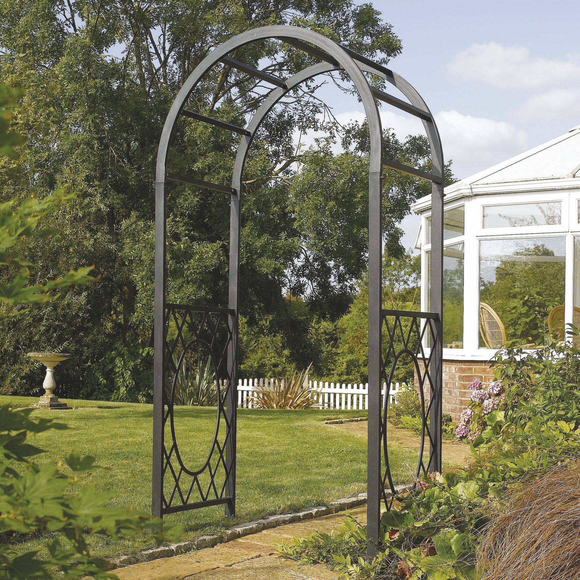 Rowlinson Wrenbury Square Top Arch Garden Structures & Shade Equipment ...