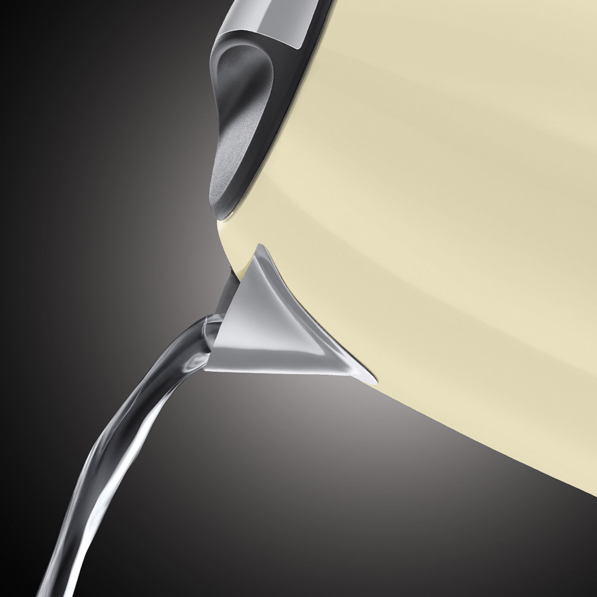 Russell Hobbs Colours Cream Kettle
