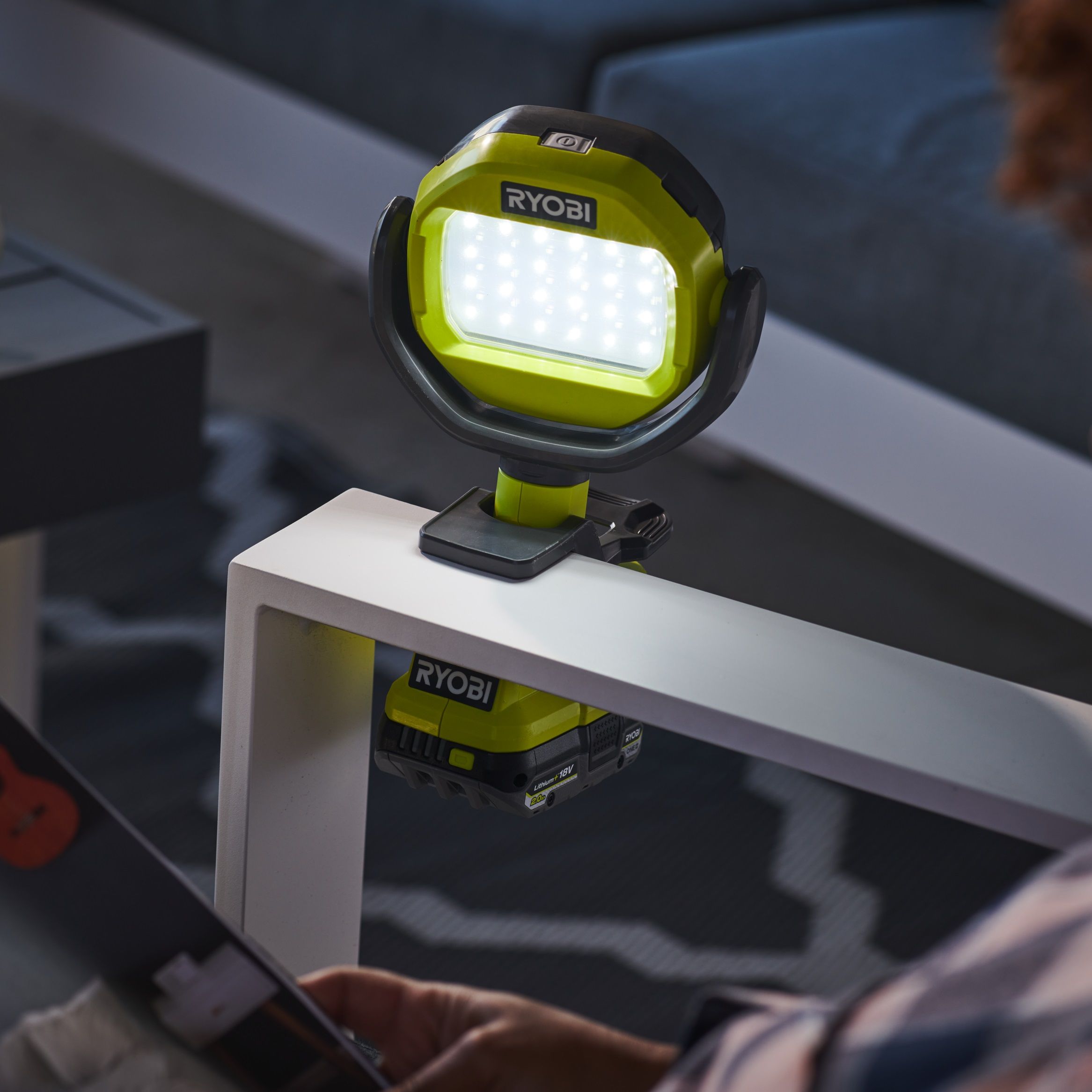 Ryobi 18V Li-ion LED Cordless Work light RLCL18-0 - Bare unit