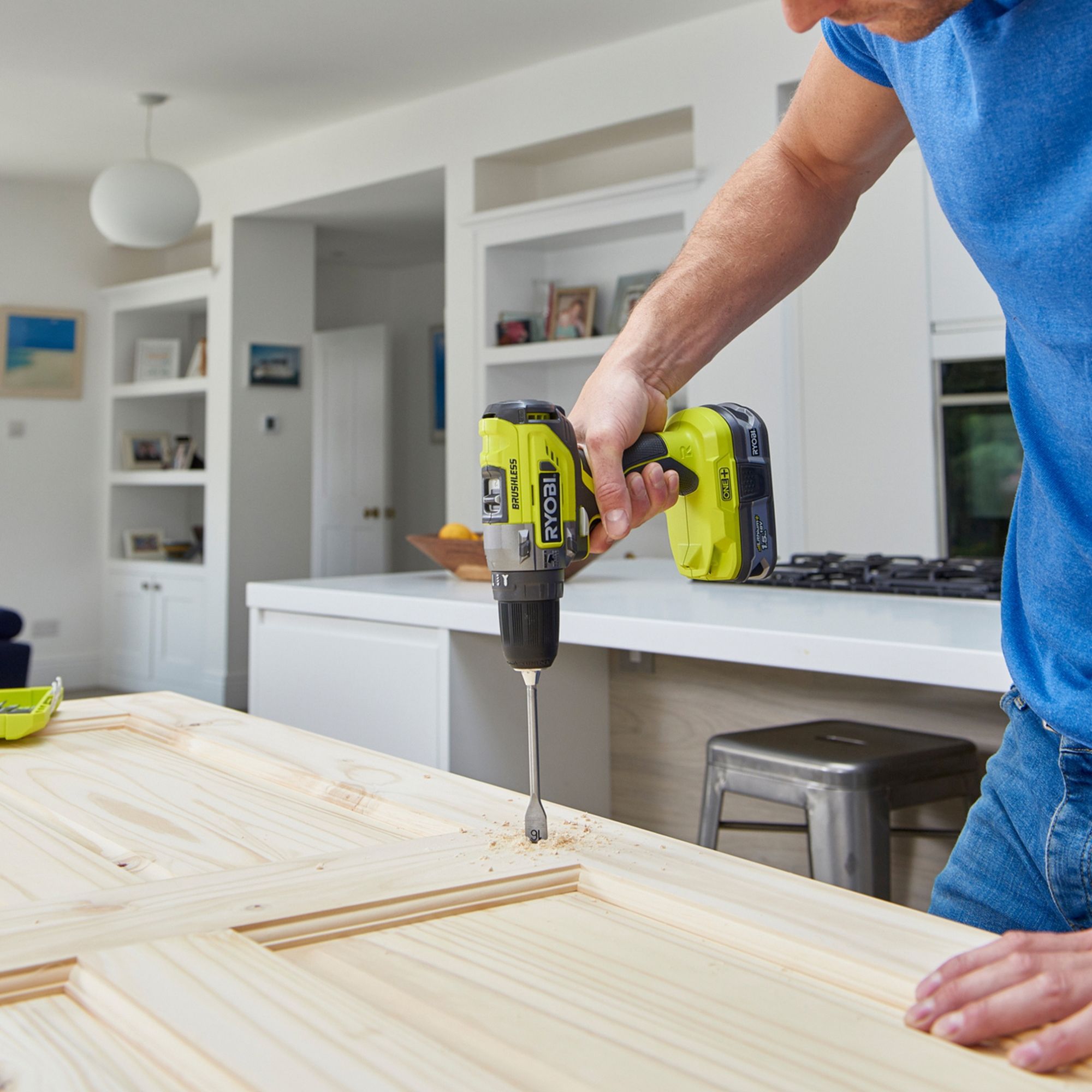 Ryobi ONE+ 18V 2 x 2 Li-ion Brushless Cordless Combi drill R18PD5-220S