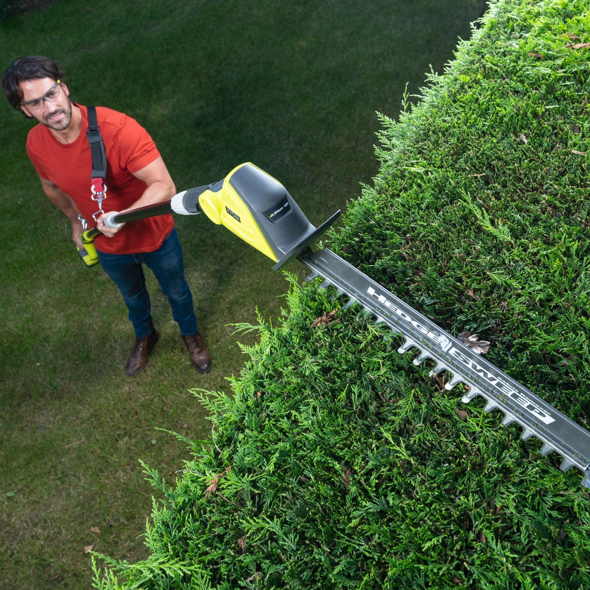 Ryobi ONE+ 18V 450mm RPT184520 Cordless Hedge trimmer