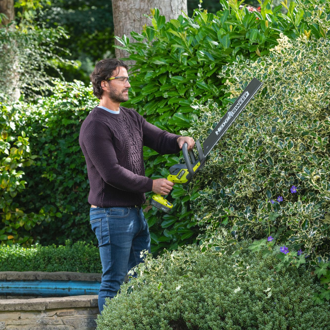 Ryobi one best sale plus hedge trimmer