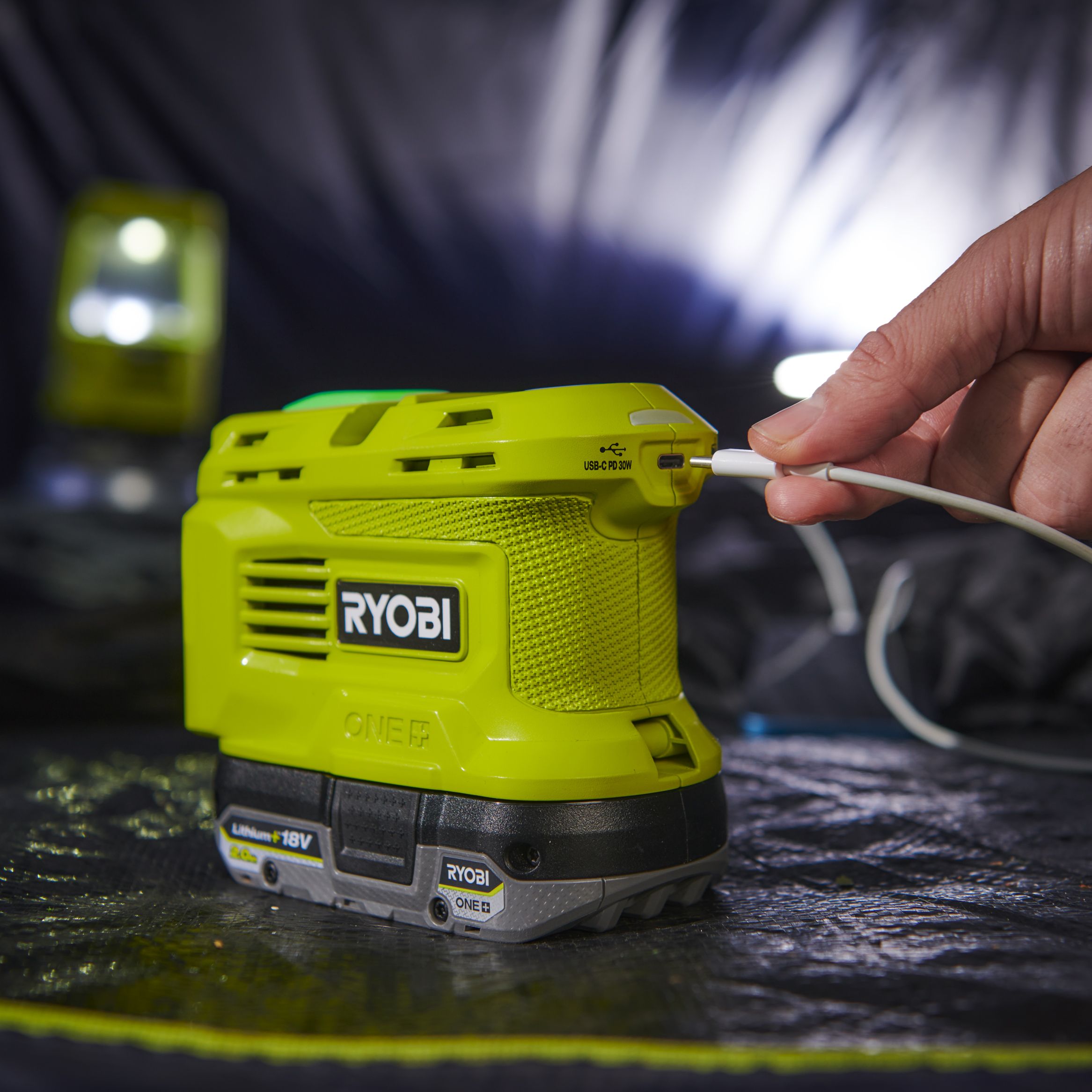 Ryobi One+ 18V Cordless Battery inverter (Bare Tool) - RY18BI150B-0