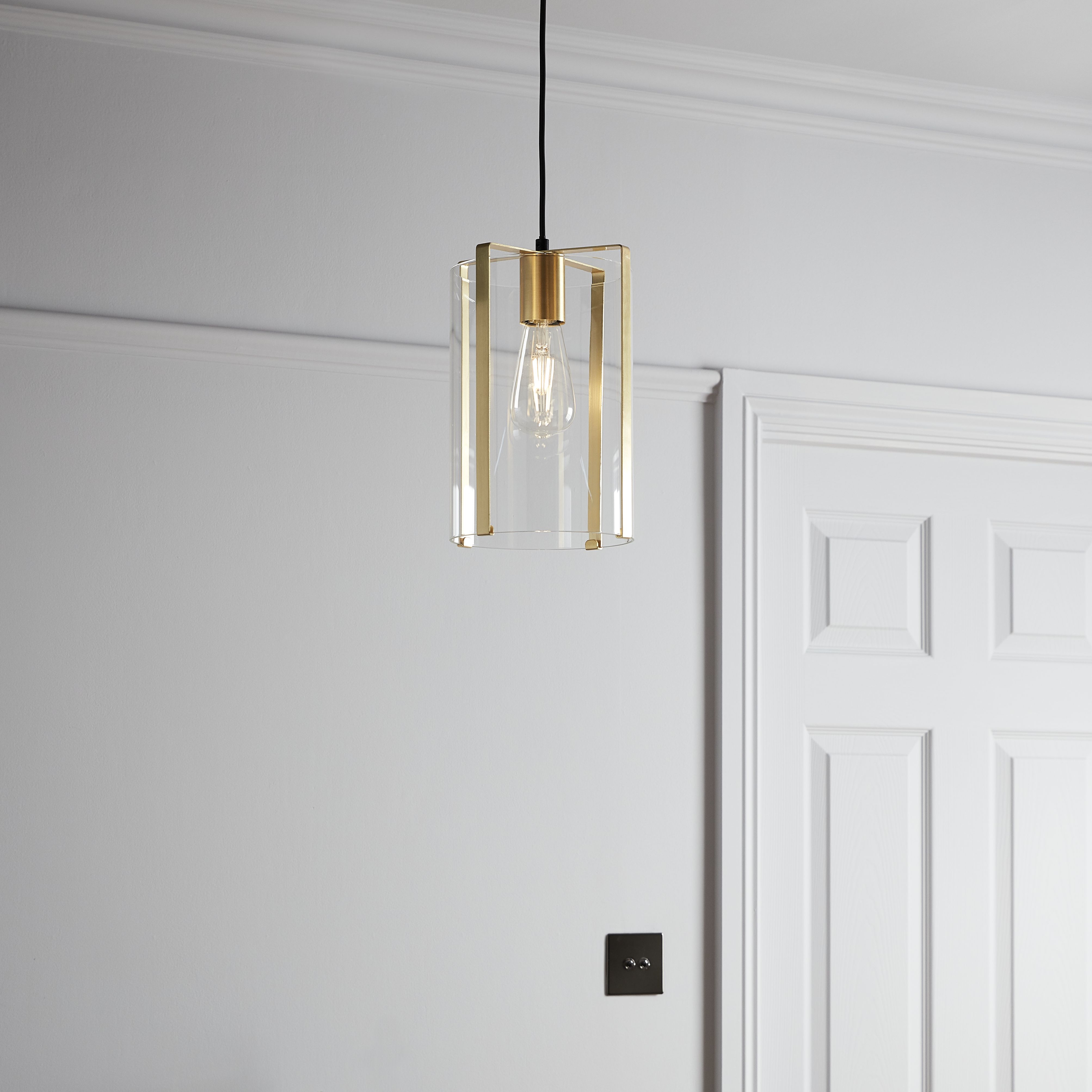 Saiphi Gold effect Pendant ceiling light, (Dia)185mm