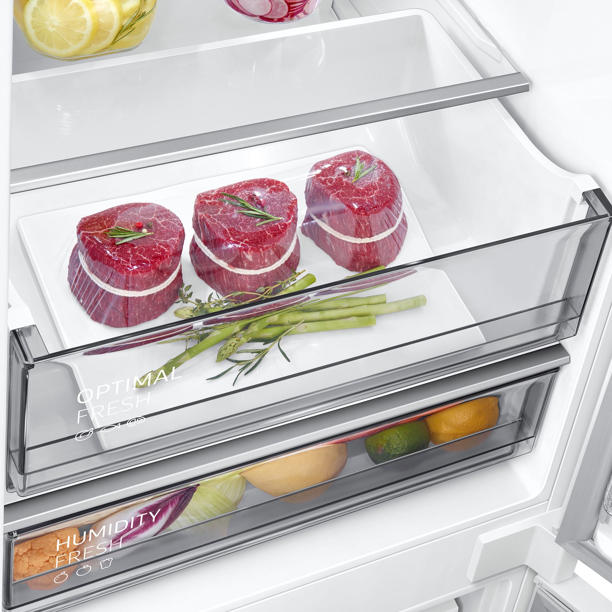 Samsung BRB26705DWW_WH Built-in Frost free Fridge freezer - White
