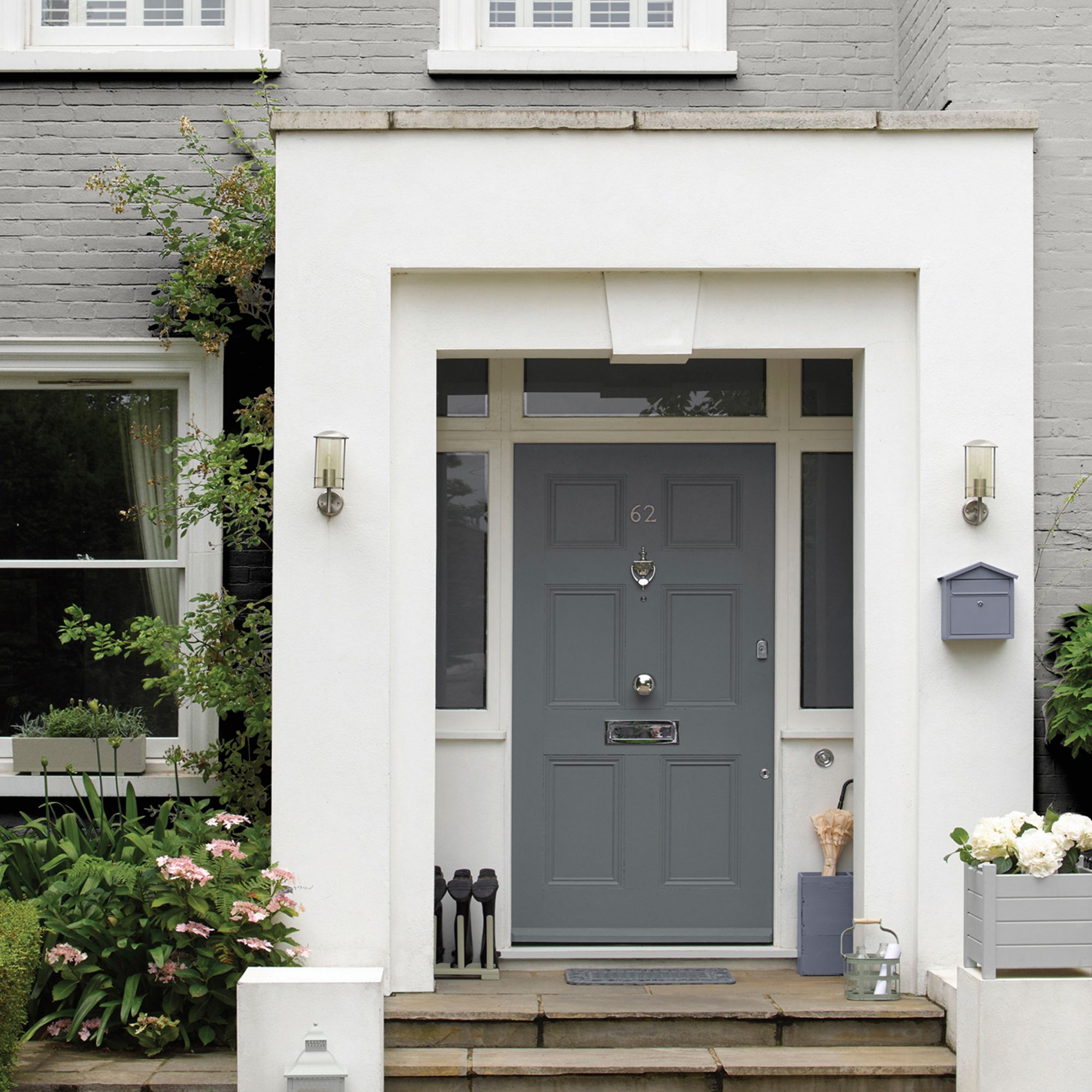 Sandtex Light grey Matt Masonry paint, 5L Tub