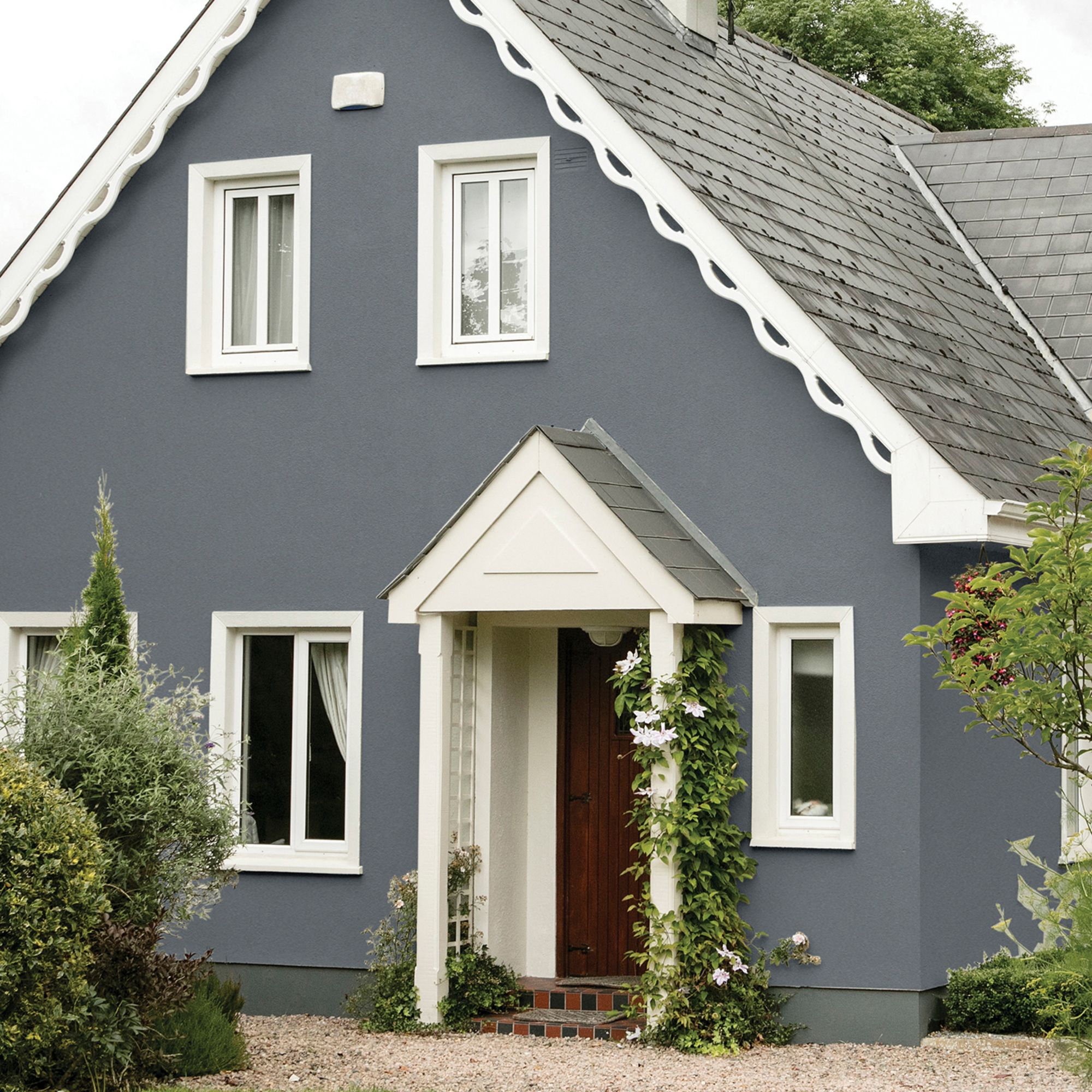 Sandtex Slate Grey Smooth Matt Masonry paint, 5L Tub