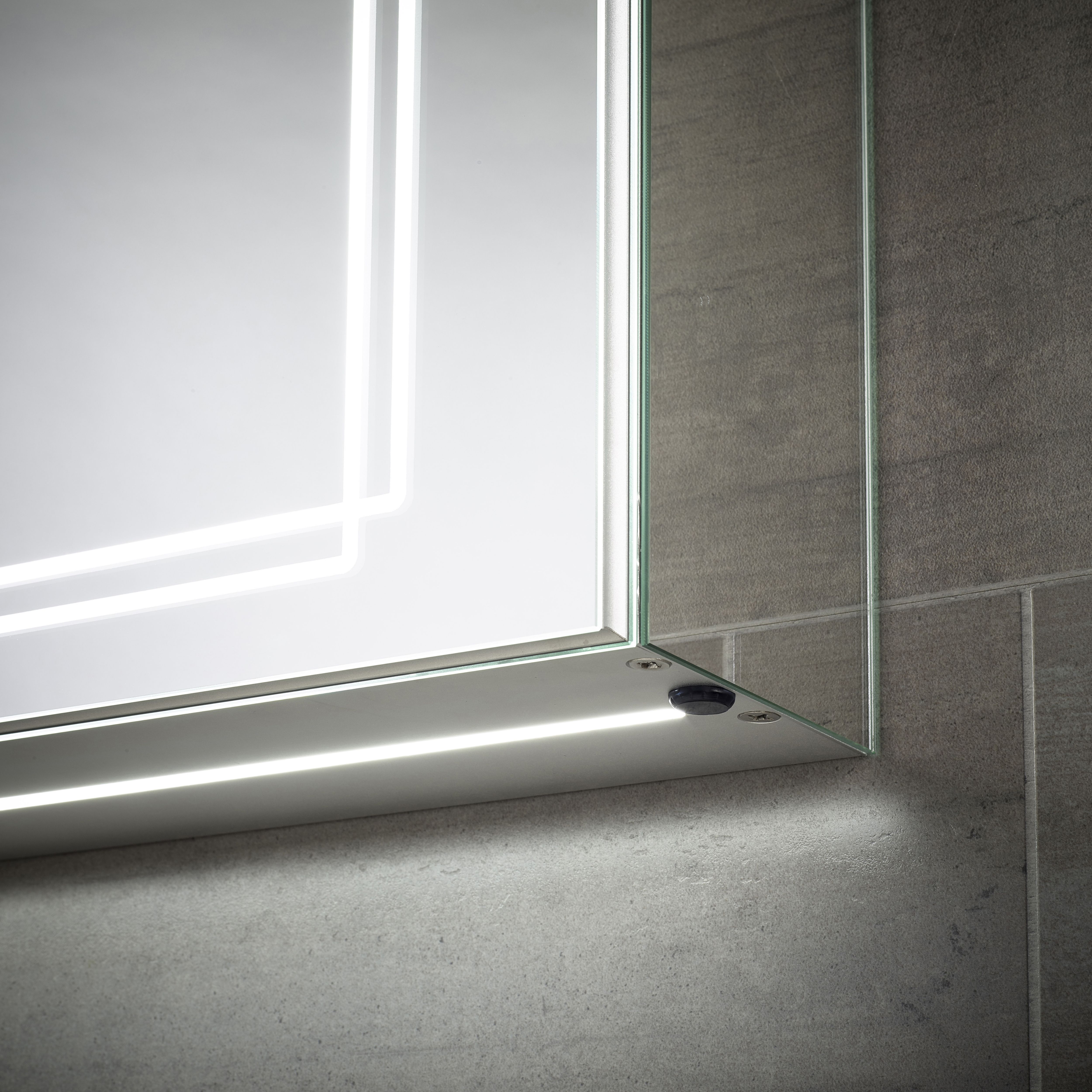 Sensio Harlow Wall-mounted Illuminated Mirrored Bathroom Cabinet with shaver socket (W)500mm (H)700mm