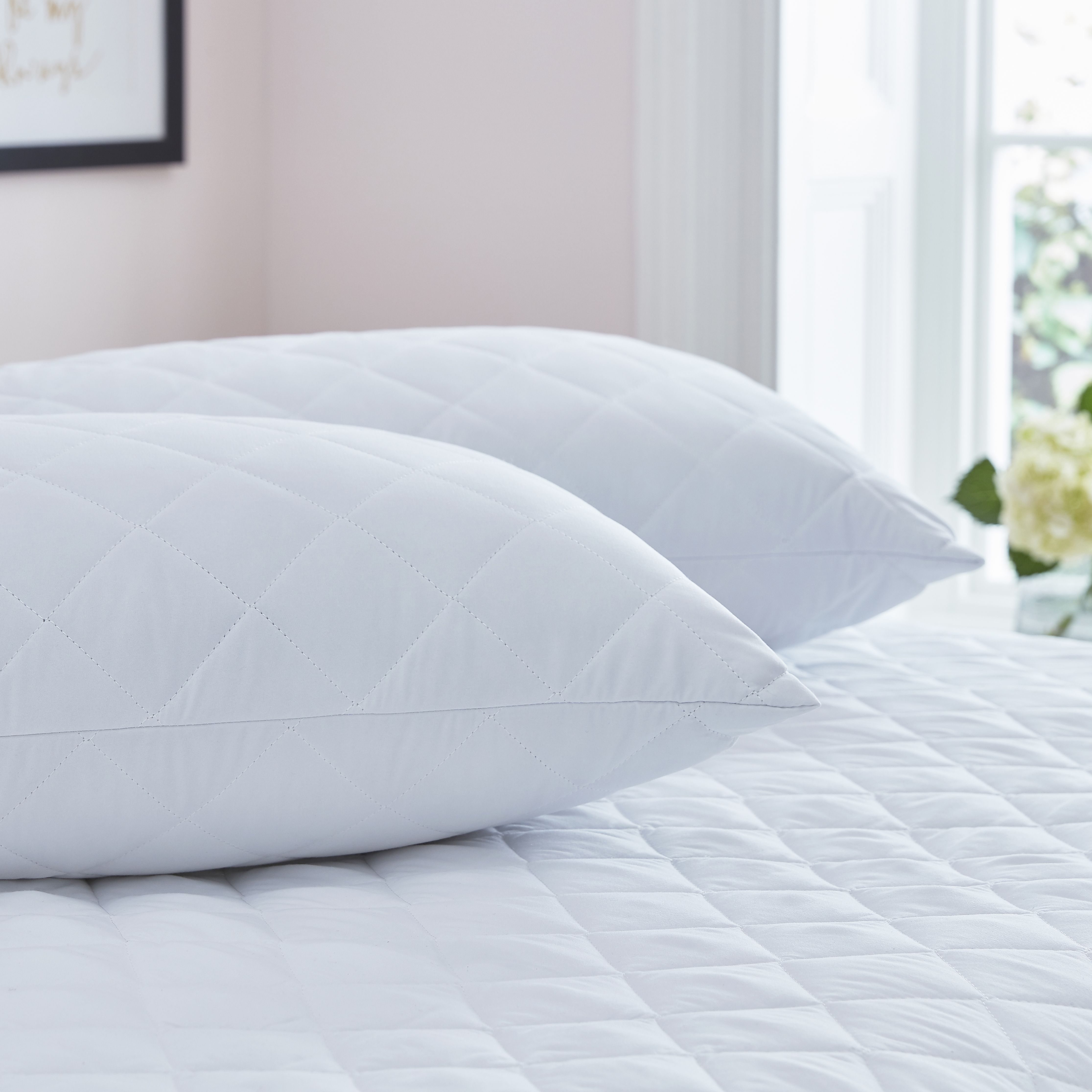 Silentnight Soft as silk White Polyester 75 x 46 Pillow protector Pair