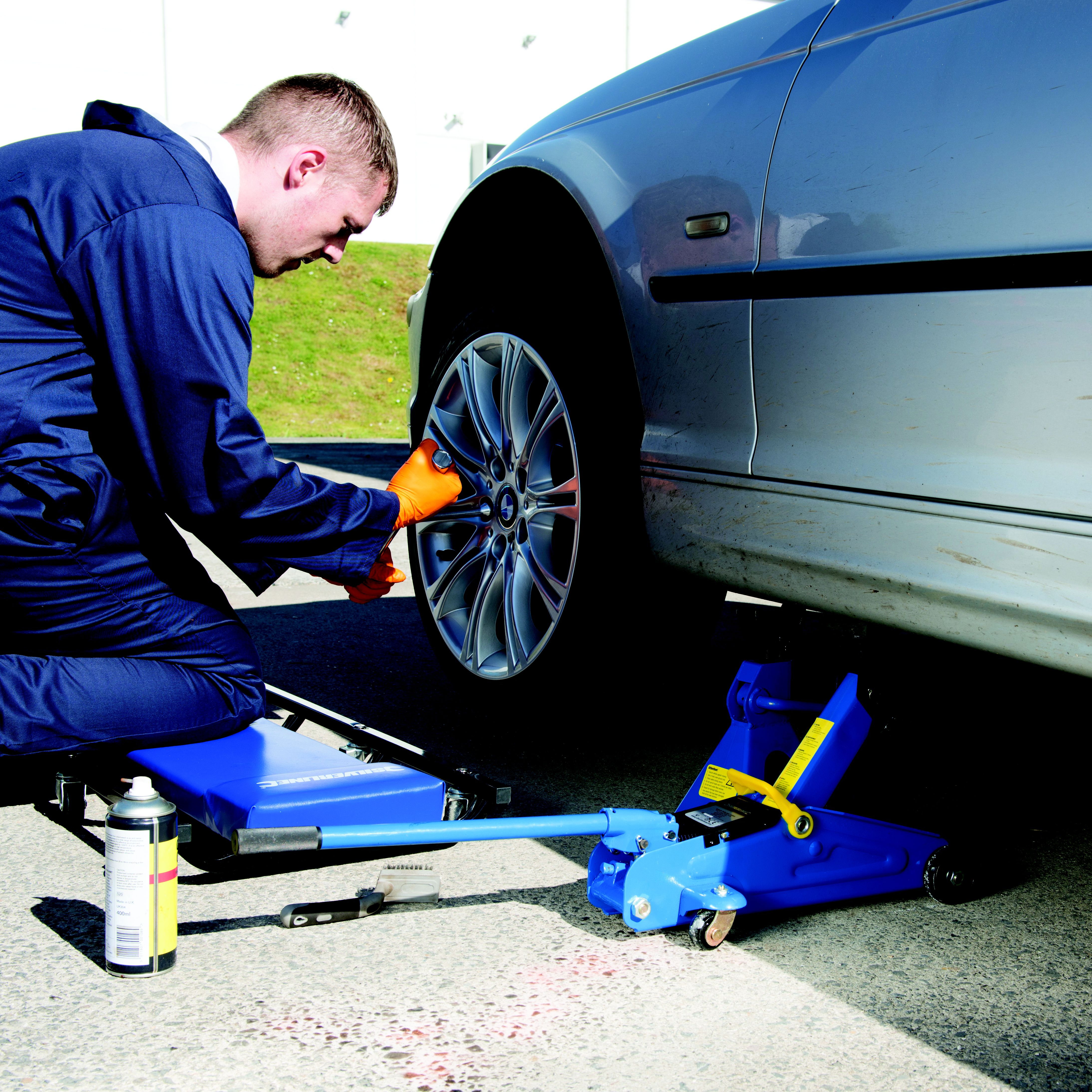 Silverline Hydraulic 2t Trolley Jack