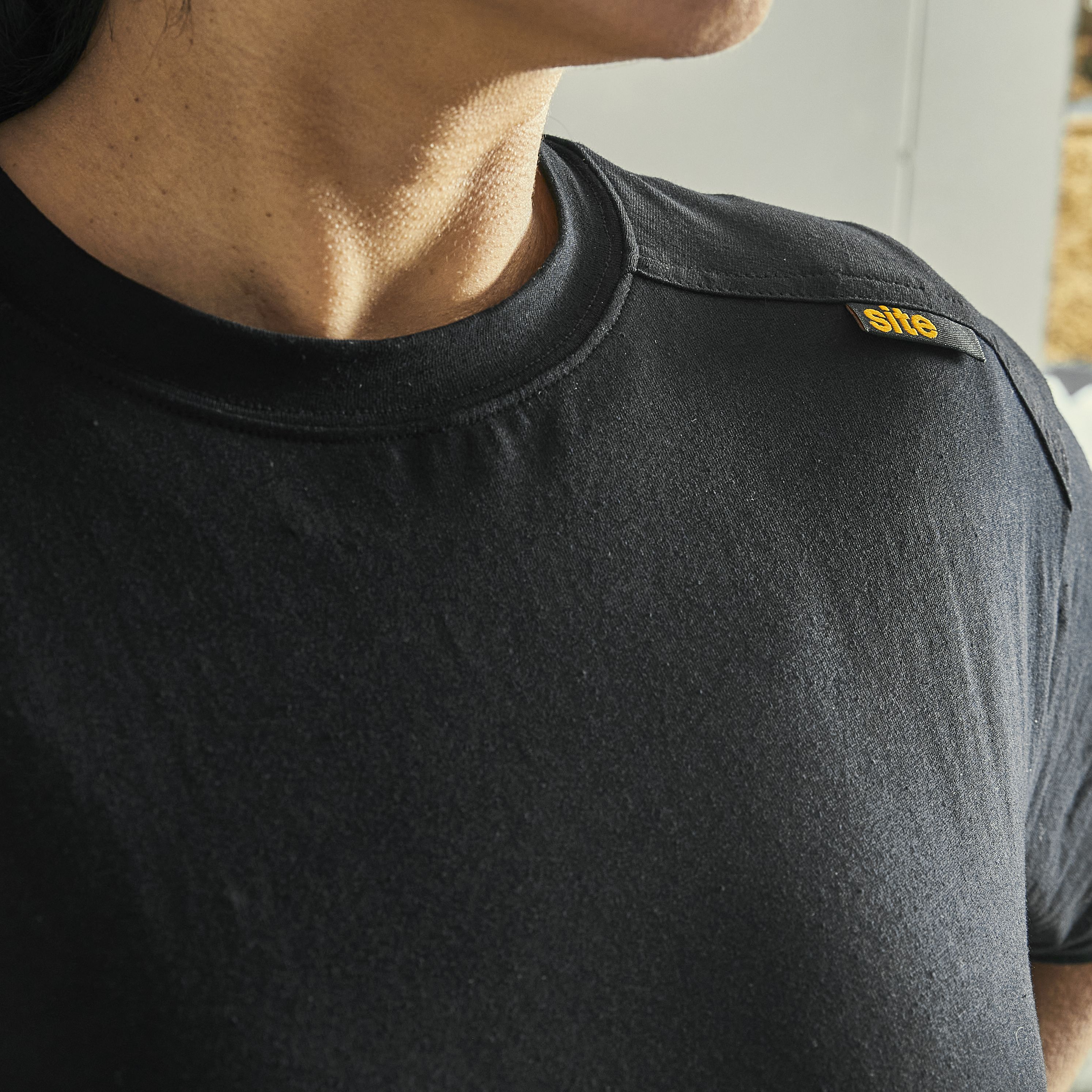 Site Caffery Black T-shirt Medium, Size 10
