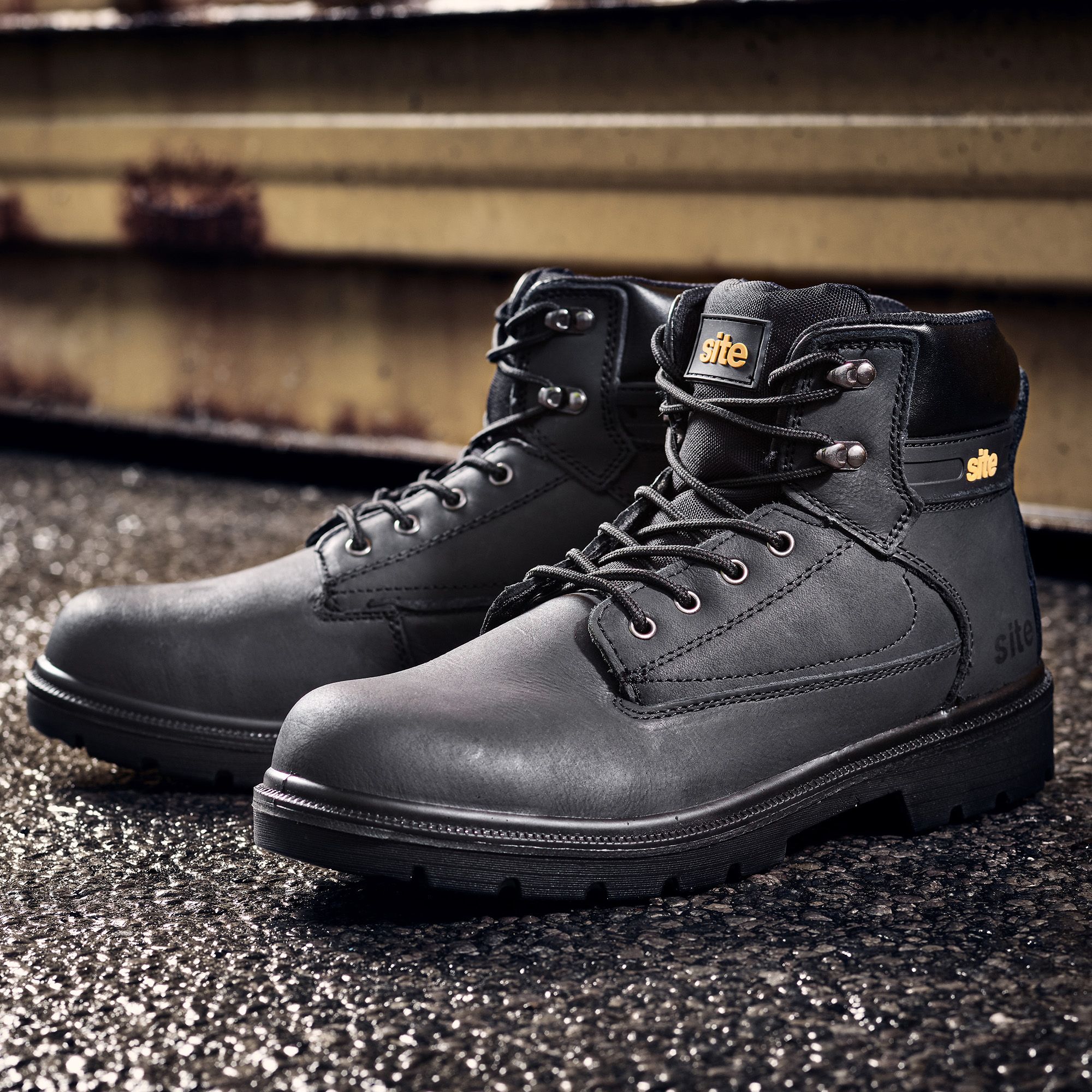 Black on sale work boots