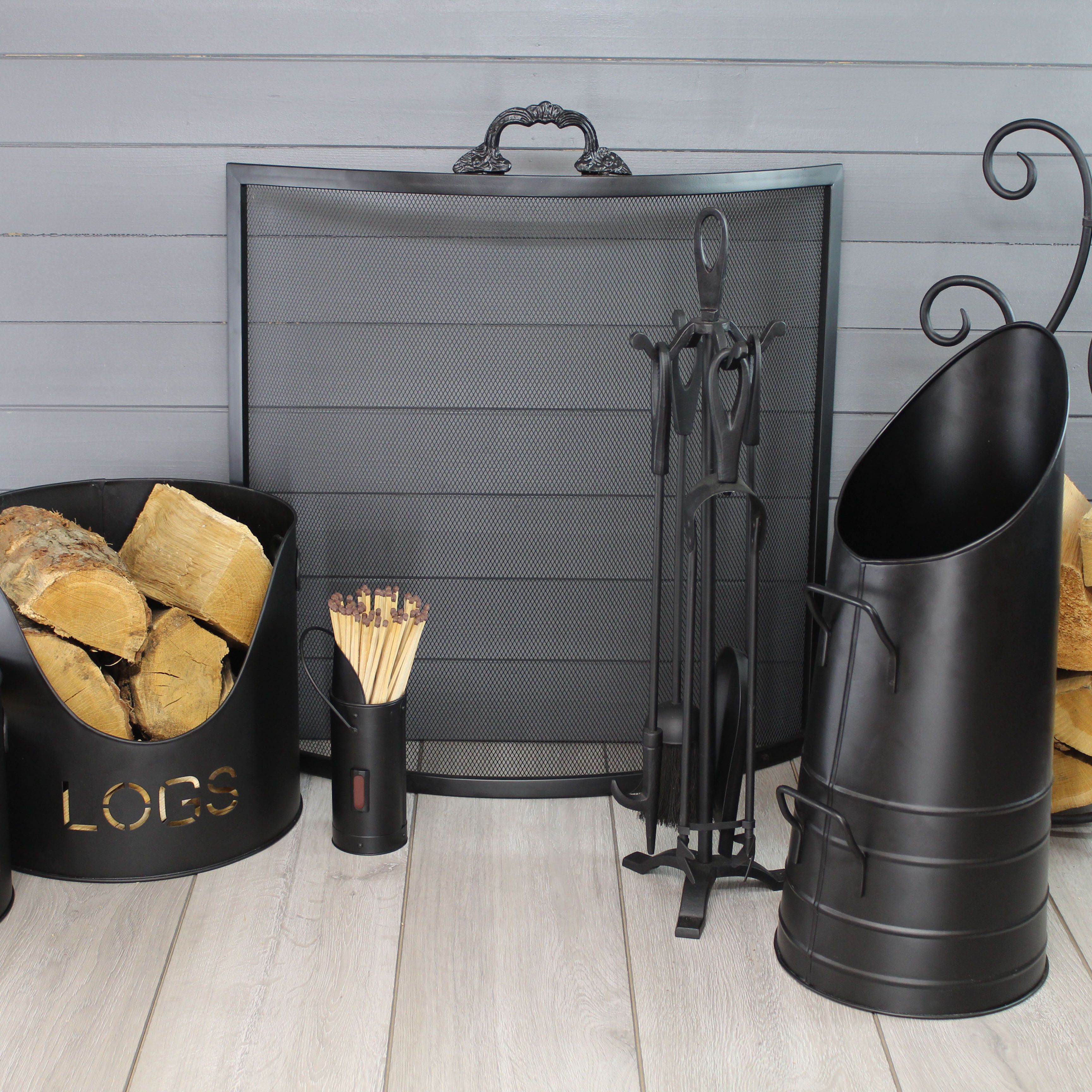 Slemcka Traditional Black Steel Log basket (H)290mm (D)330mm