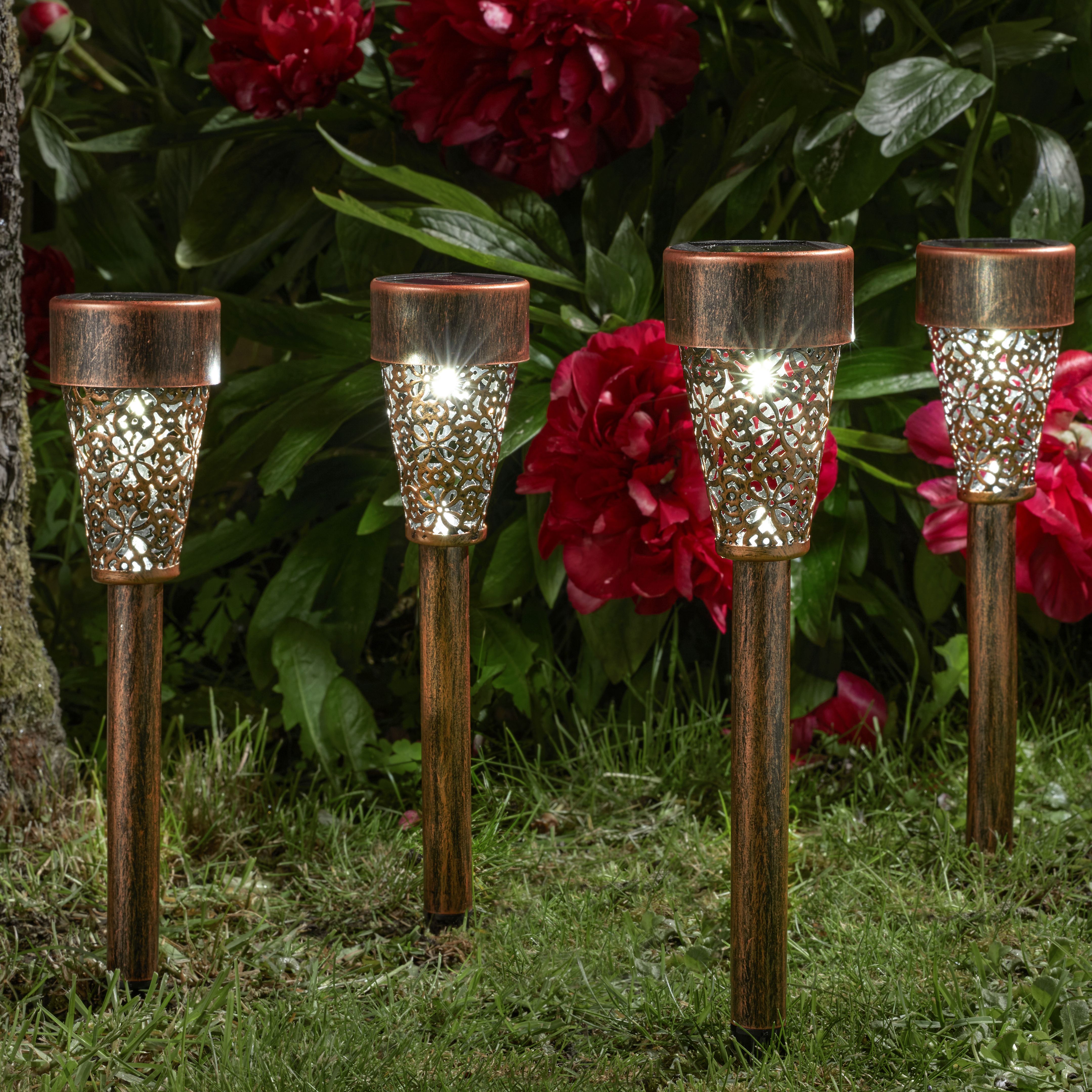 Smart Garden Damasque Bronze effect Fretwork Solar-powered LED Outdoor Stake light