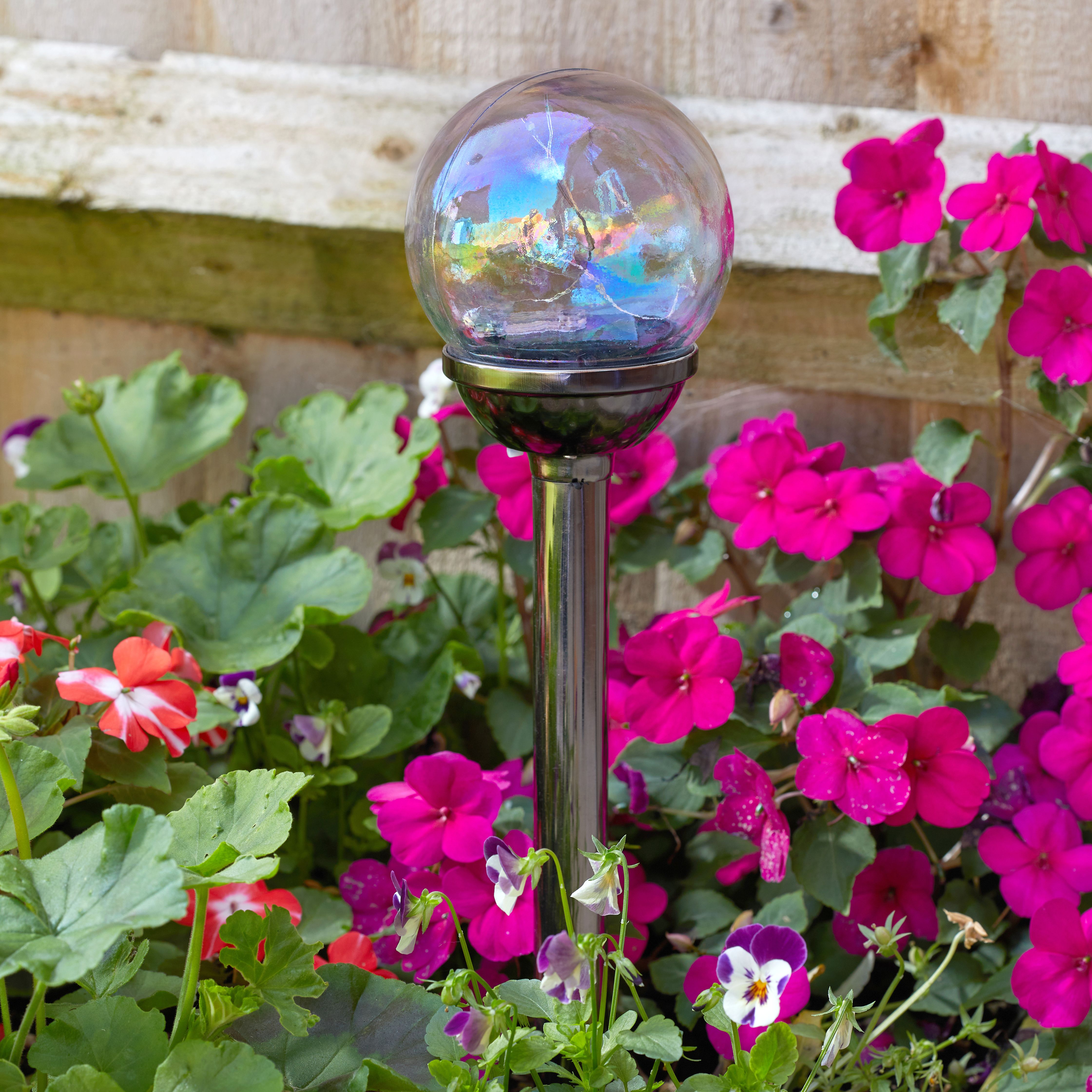 Smart Garden Iridescent effect Firefly Solar-powered LED Outdoor Stake light