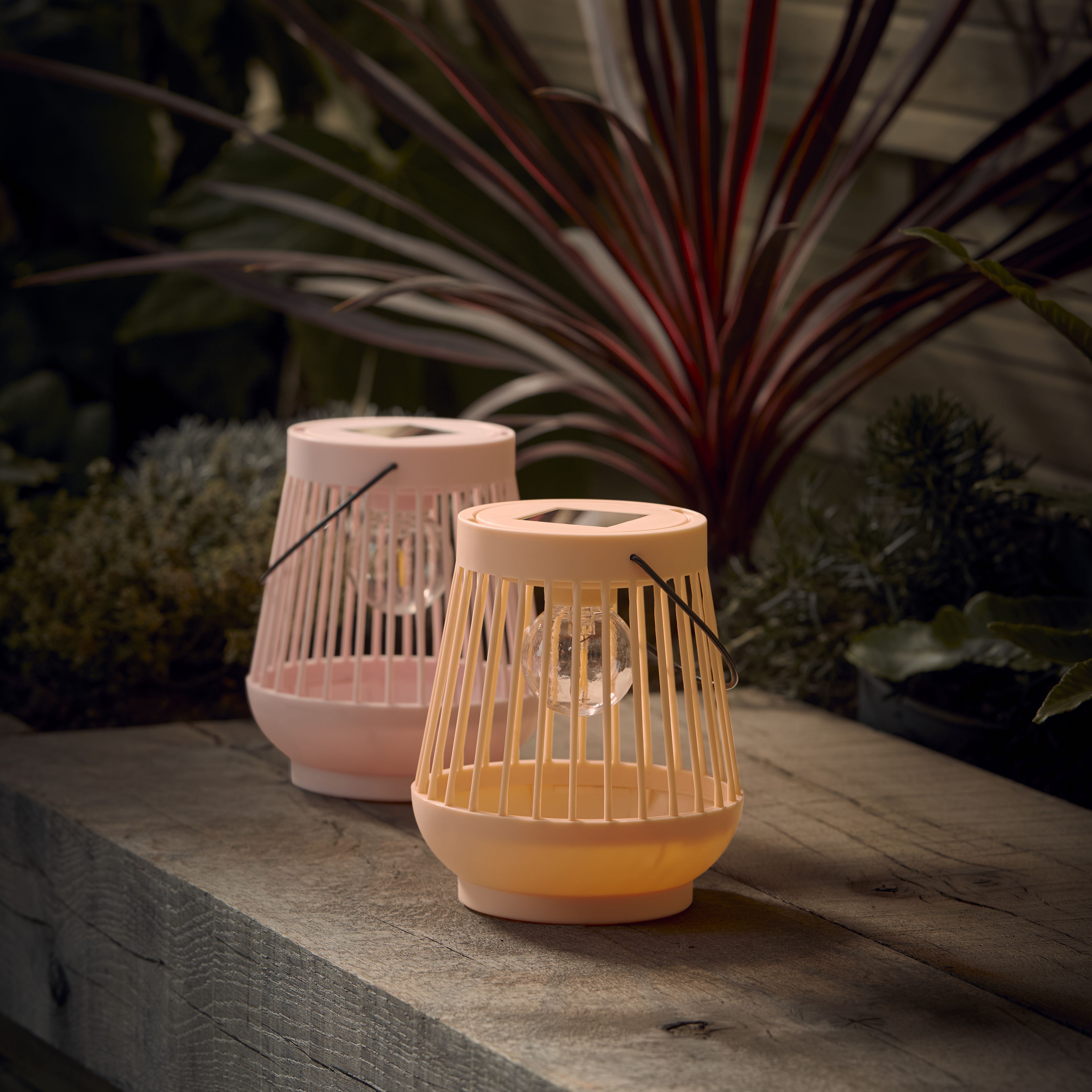 Smart Solar Viva Peach Plastic Solar-powered Outdoor LED Small Lantern