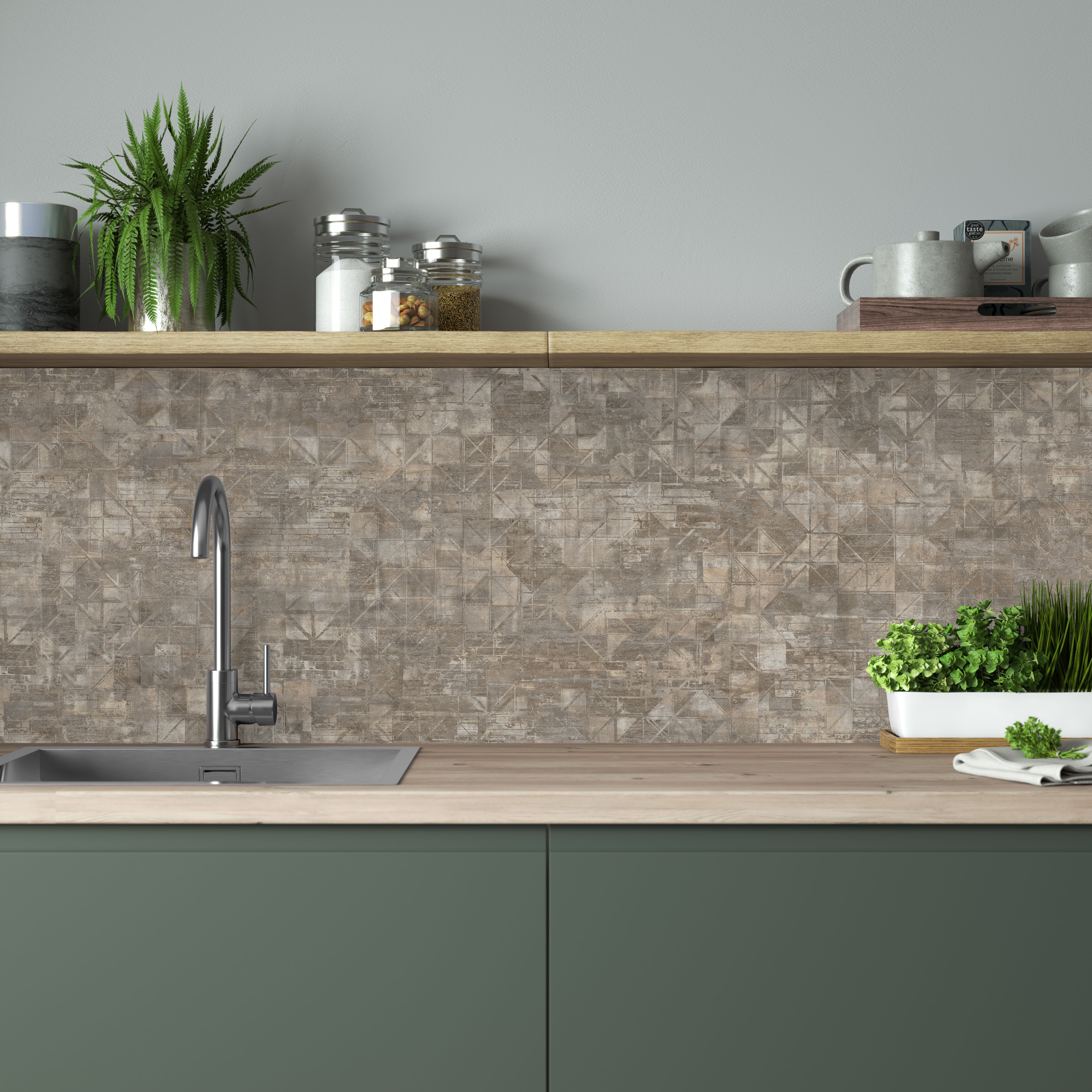 Splashwall Brown Pattern Wood effect MDF Splashback, (H)600mm (W)2440mm (T)10mm