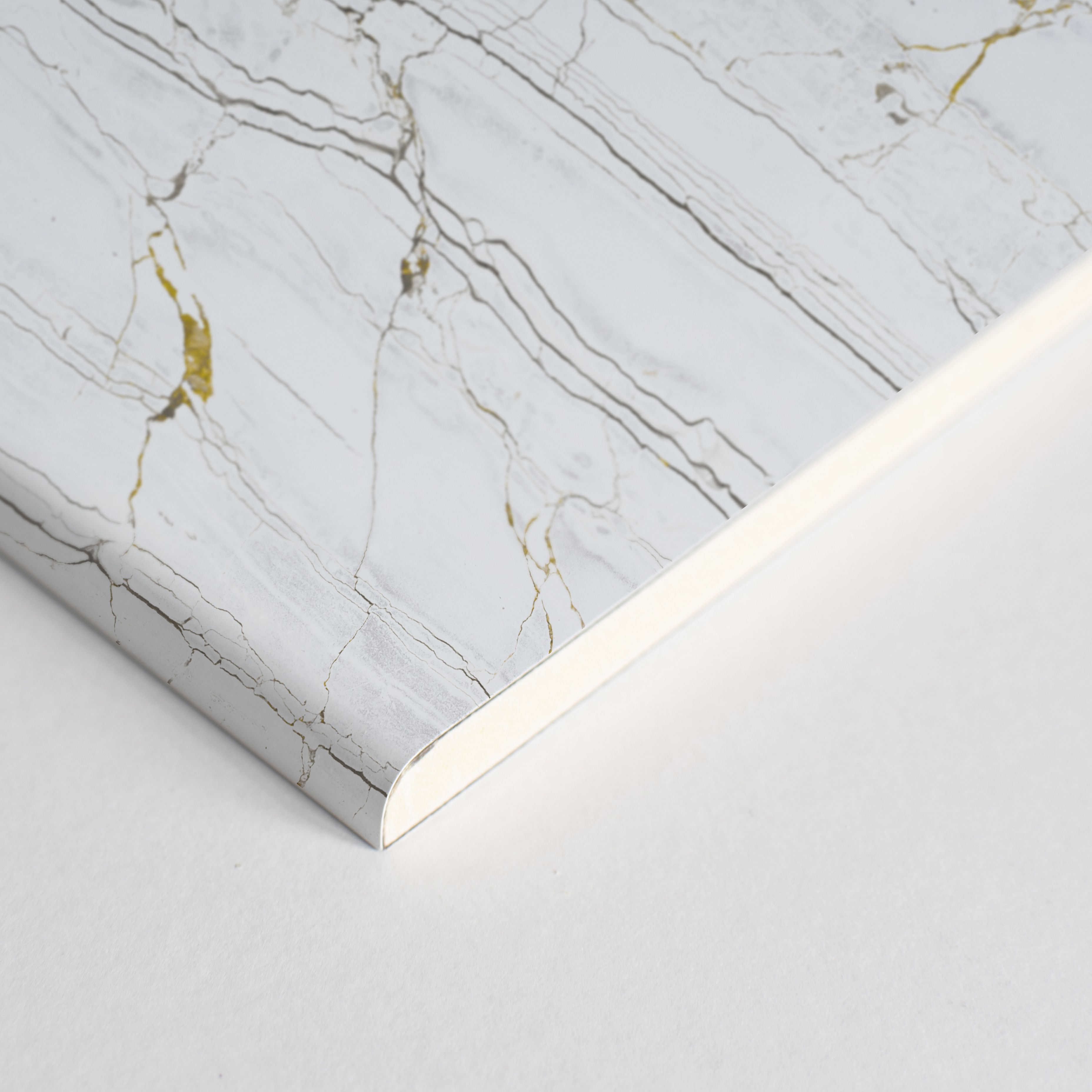 Splashwall Elite Matt Nero port bianco Tongue & groove Shower wall panel (H)242cm (W)120cm (T)1.1cm