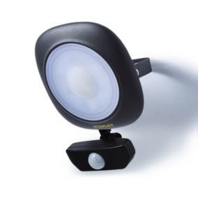 Stanley Black Mains-powered Cool daylight LED PIR Slimline floodlight 2700lm