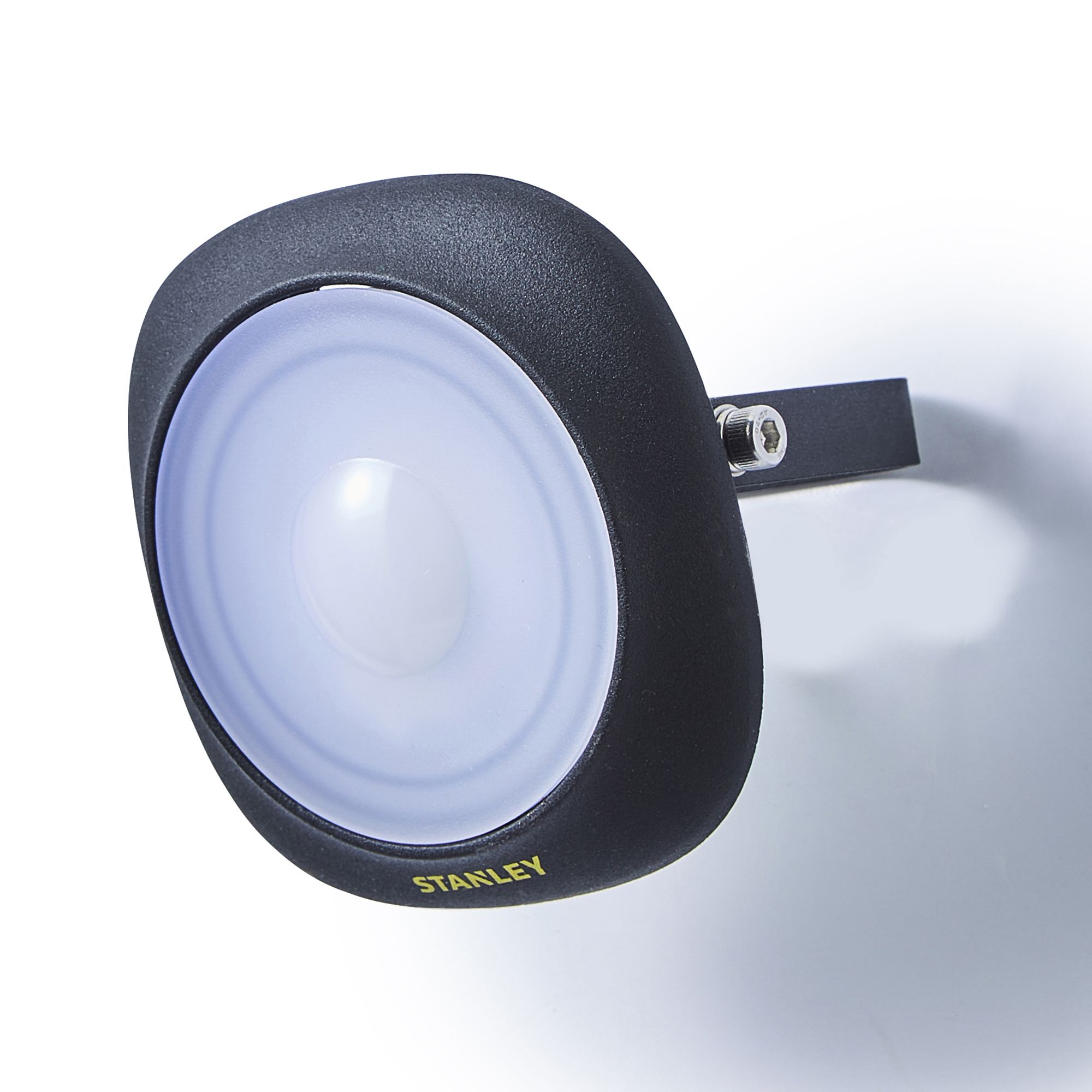 Stanley Black Mains-powered Cool daylight LED Without sensor Slimline floodlight 900lm