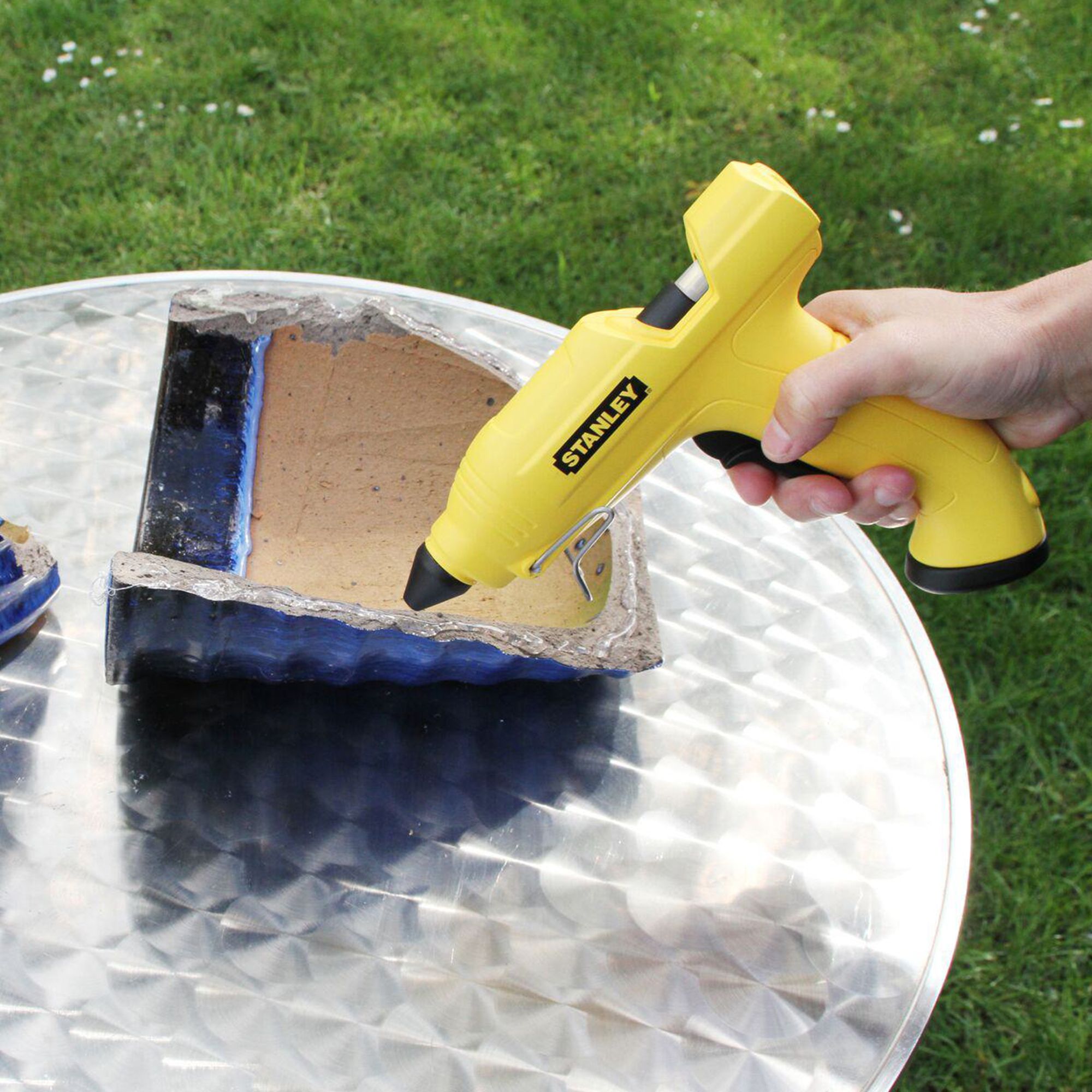 Stanley Cordless Glue gun