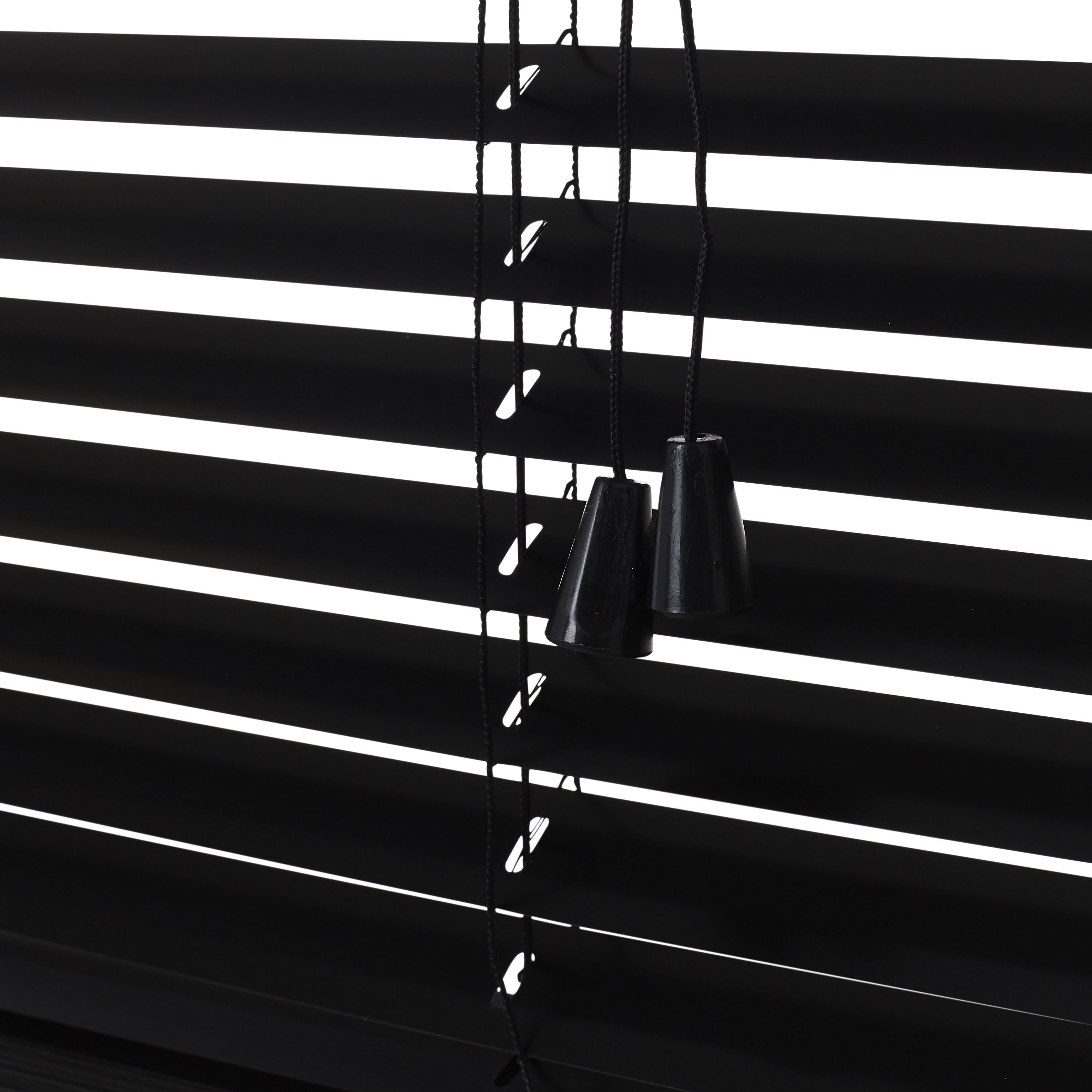 Studio Black Aluminium Venetian Blind (W)75cm (L)180cm